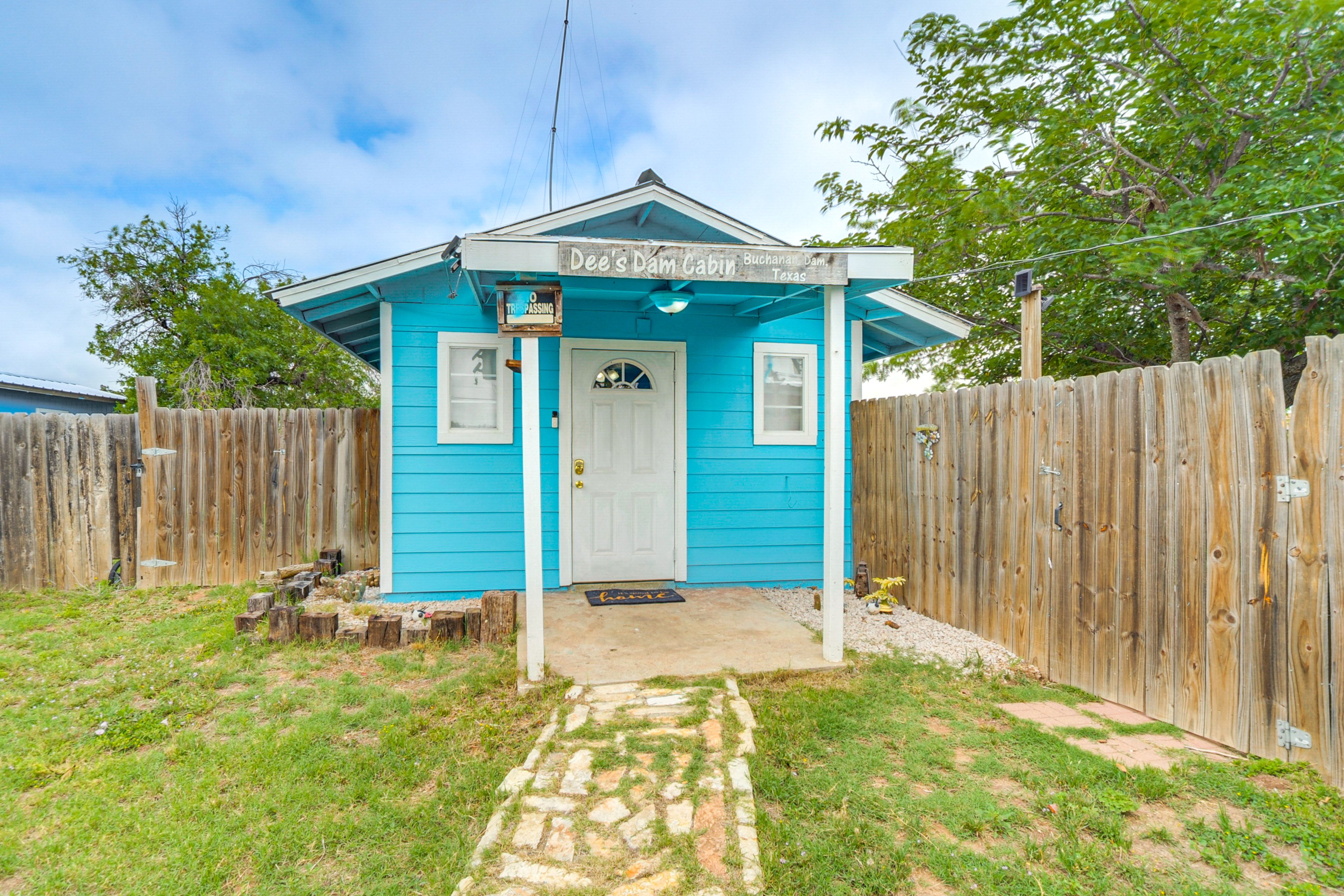 Cottage Exterior | Private Yard | Grill