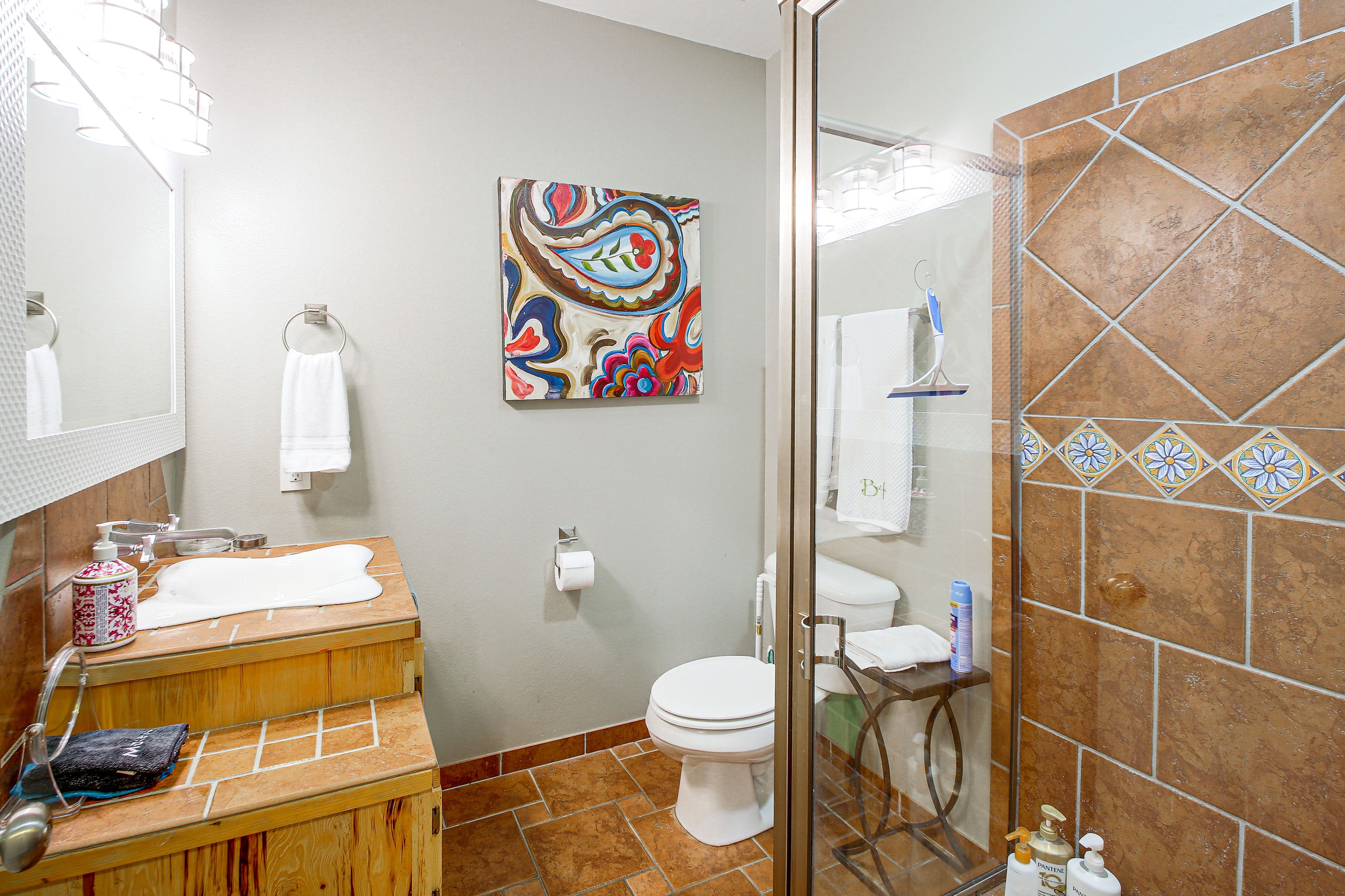 Full Bathroom