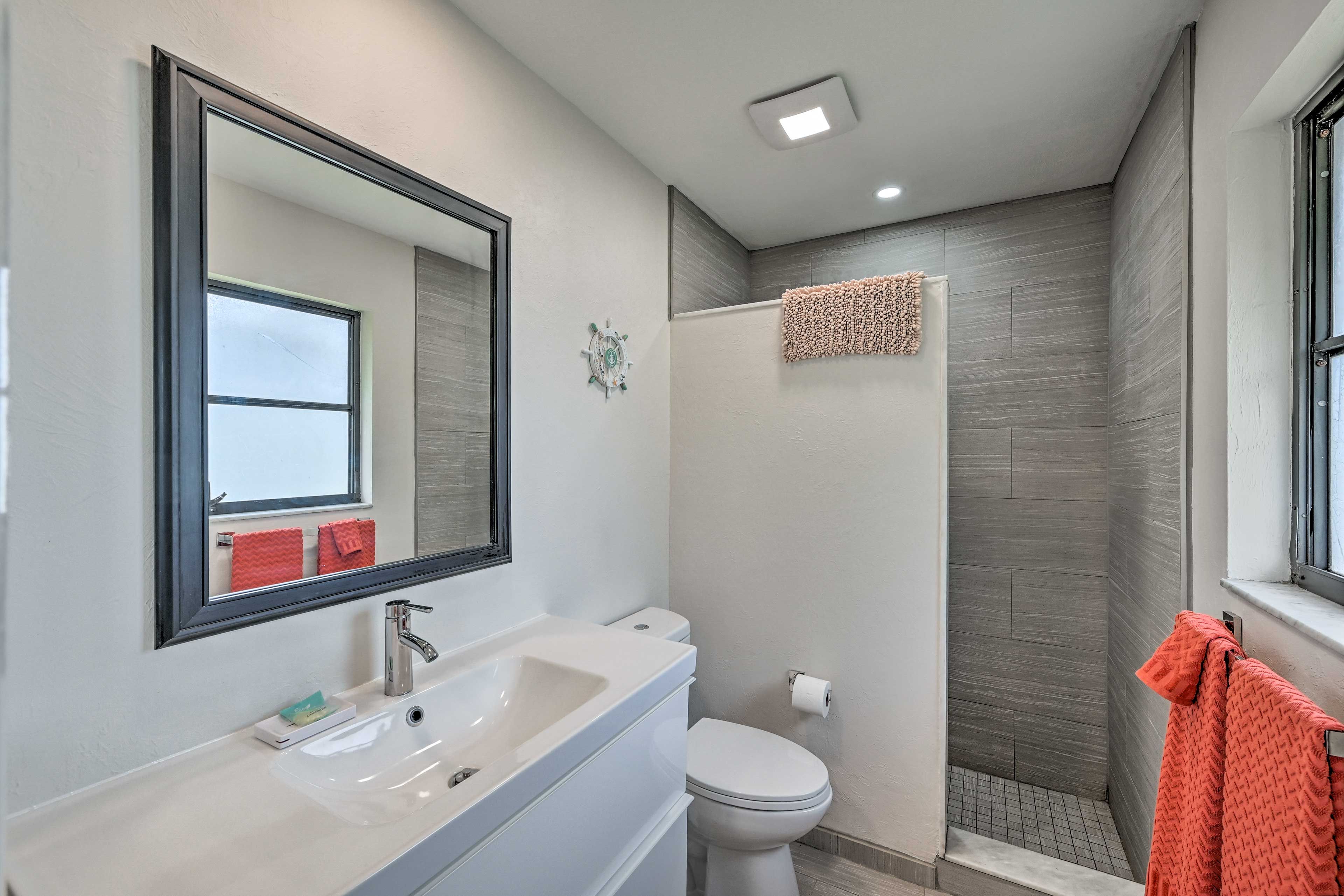 Bathroom | Towels Provided
