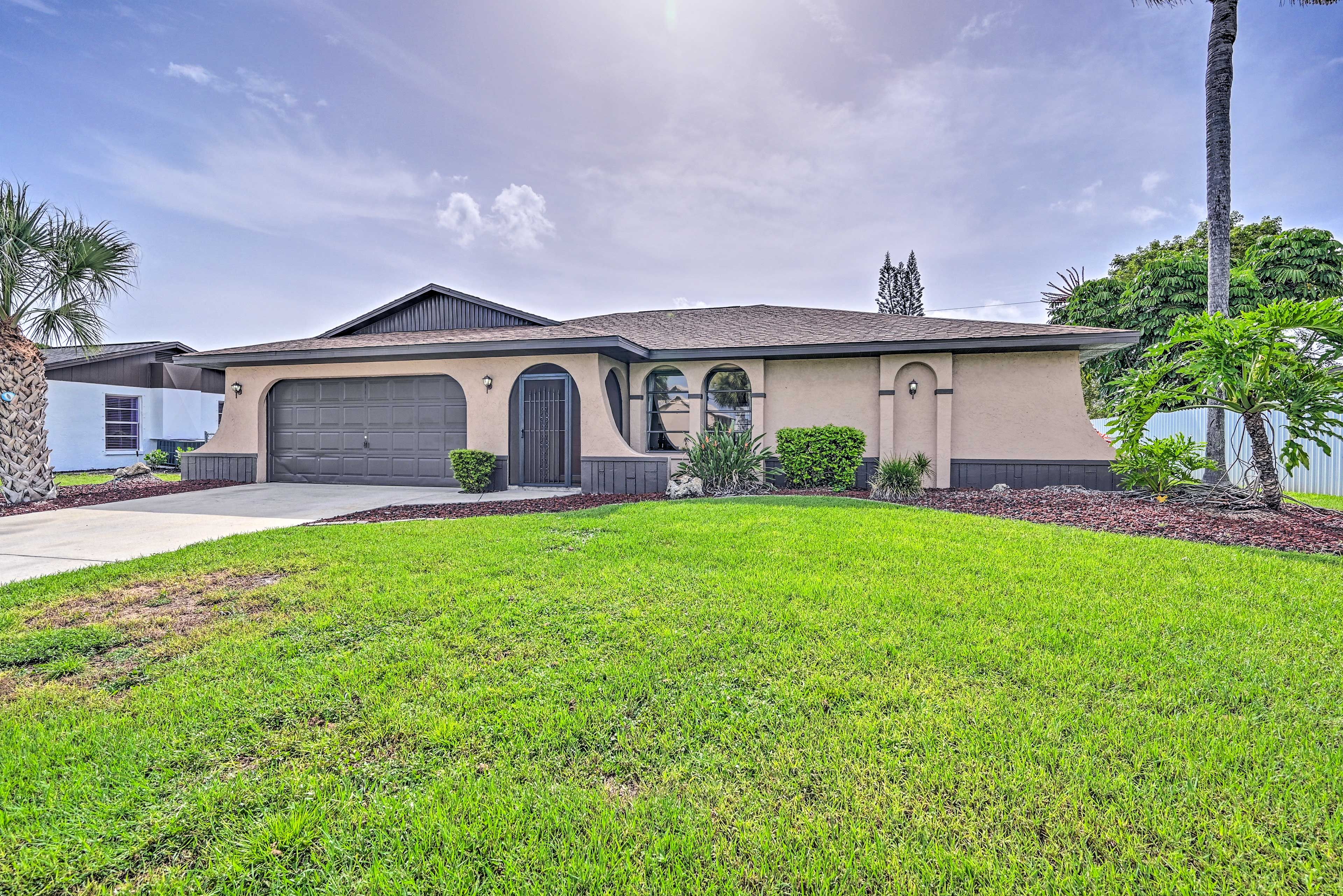 Front Entrance | Keyless Entry