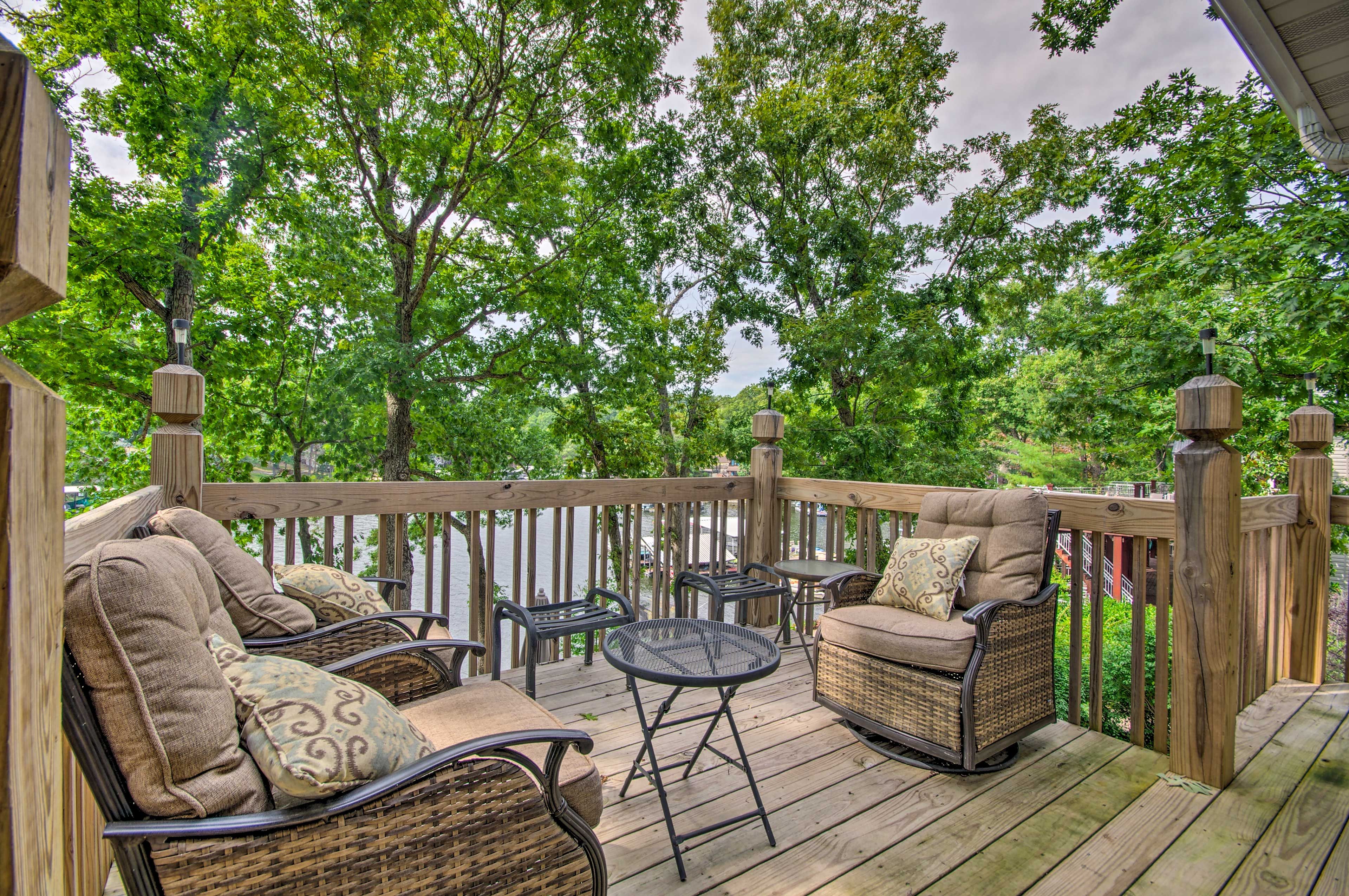 Private Deck