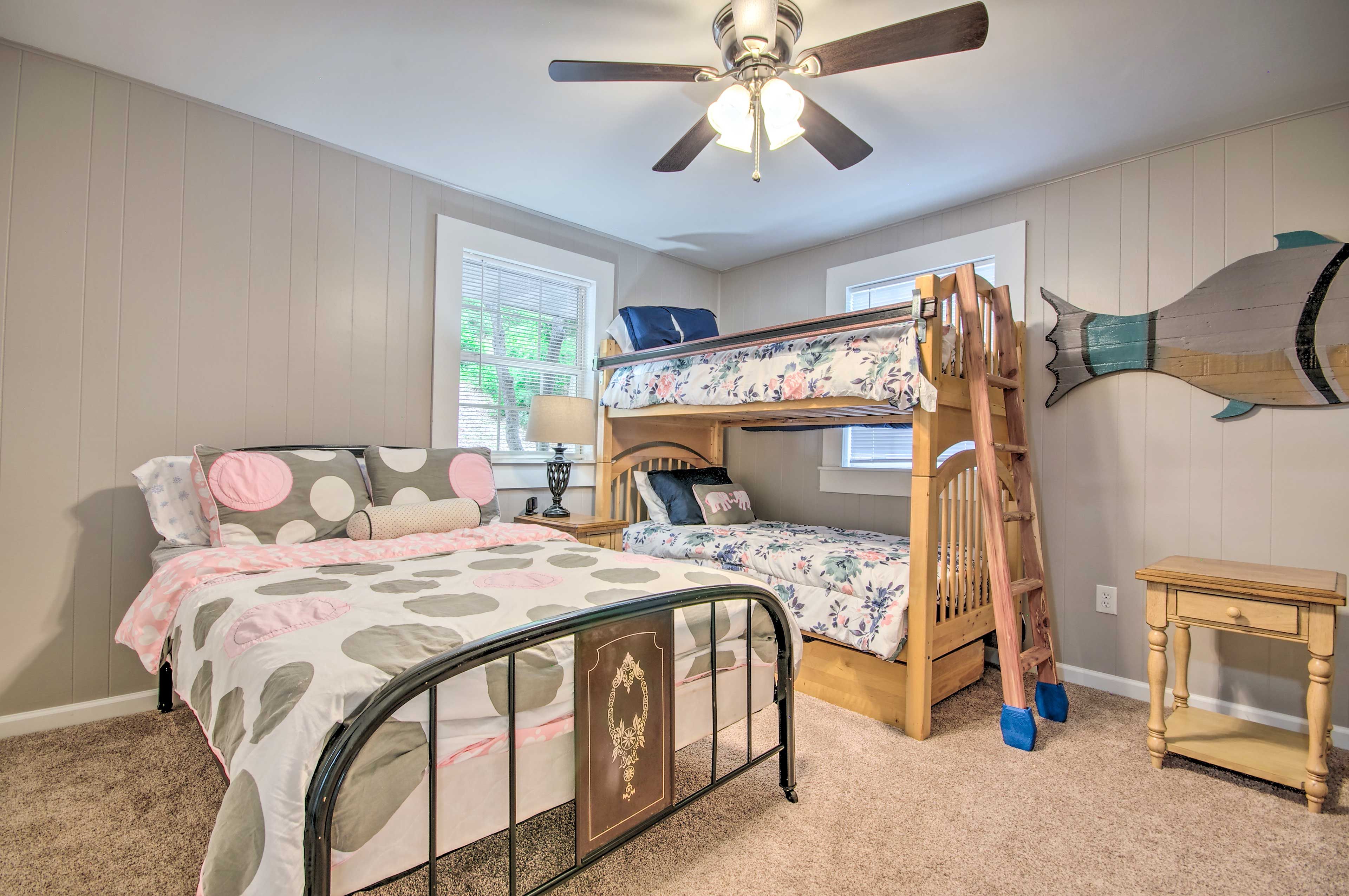 Bedroom 2 | Full Bed | Twin Bunk Bed