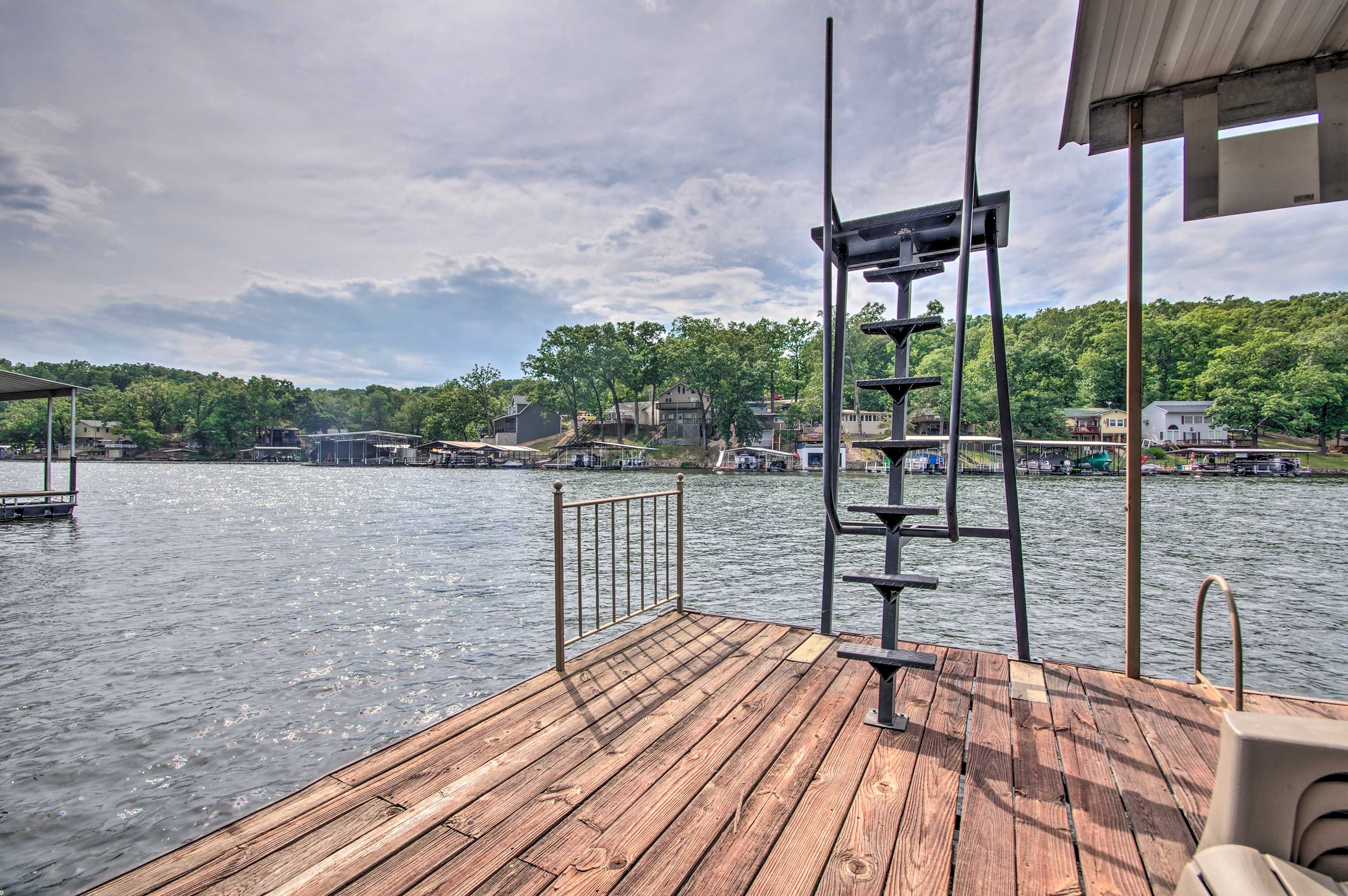 Private Dock | Direct Lake Access