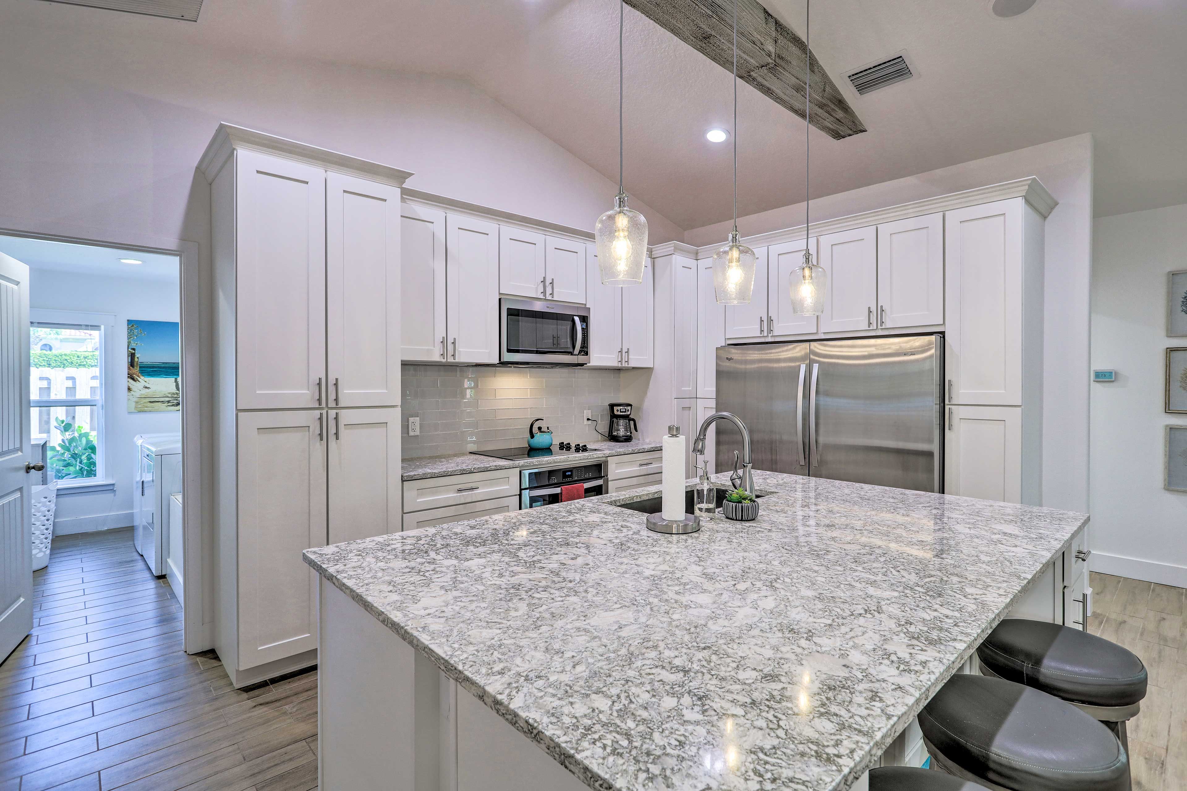 Kitchen | Fully Equipped | Cooking Basics