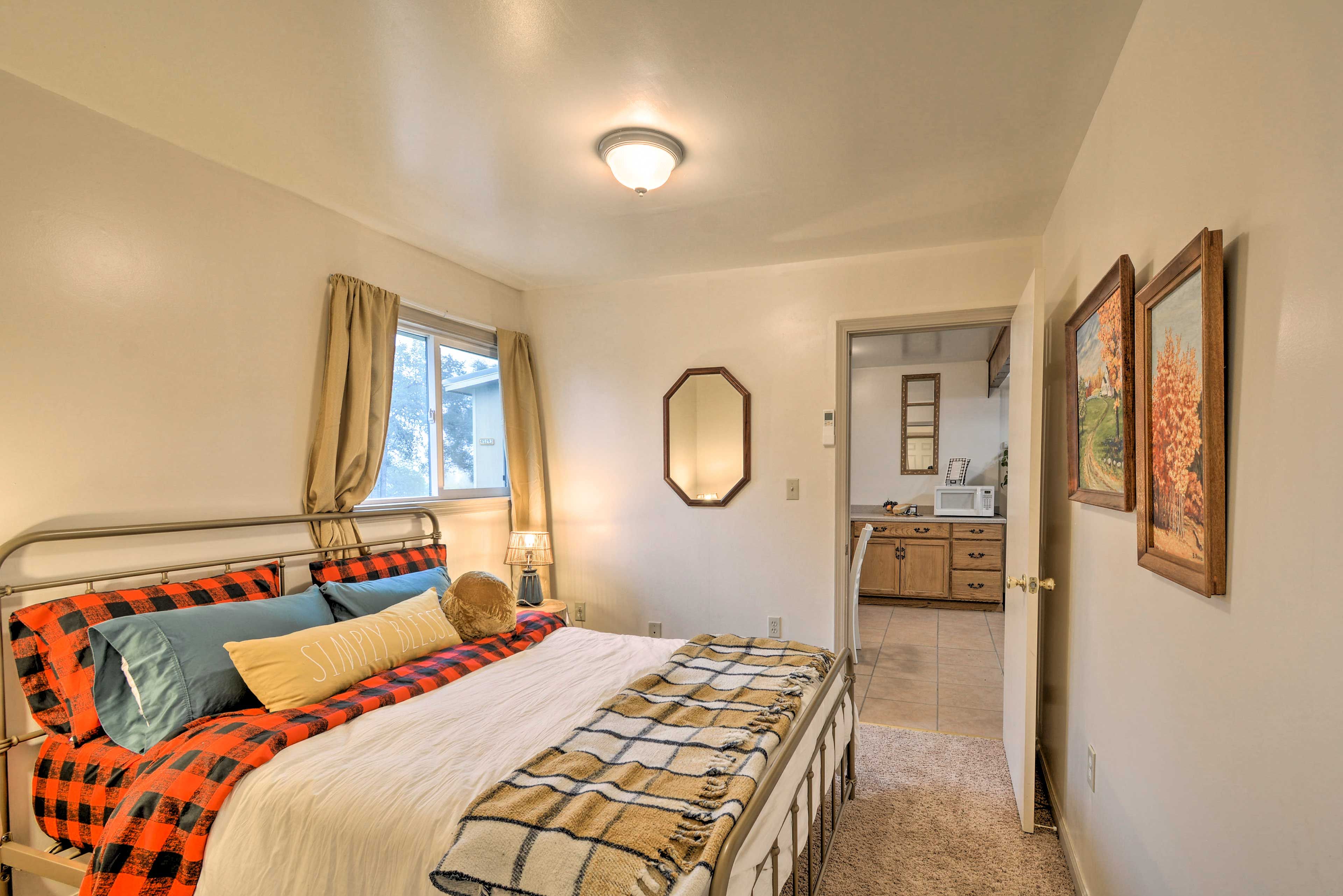 Bedroom 1 | Linens Provided