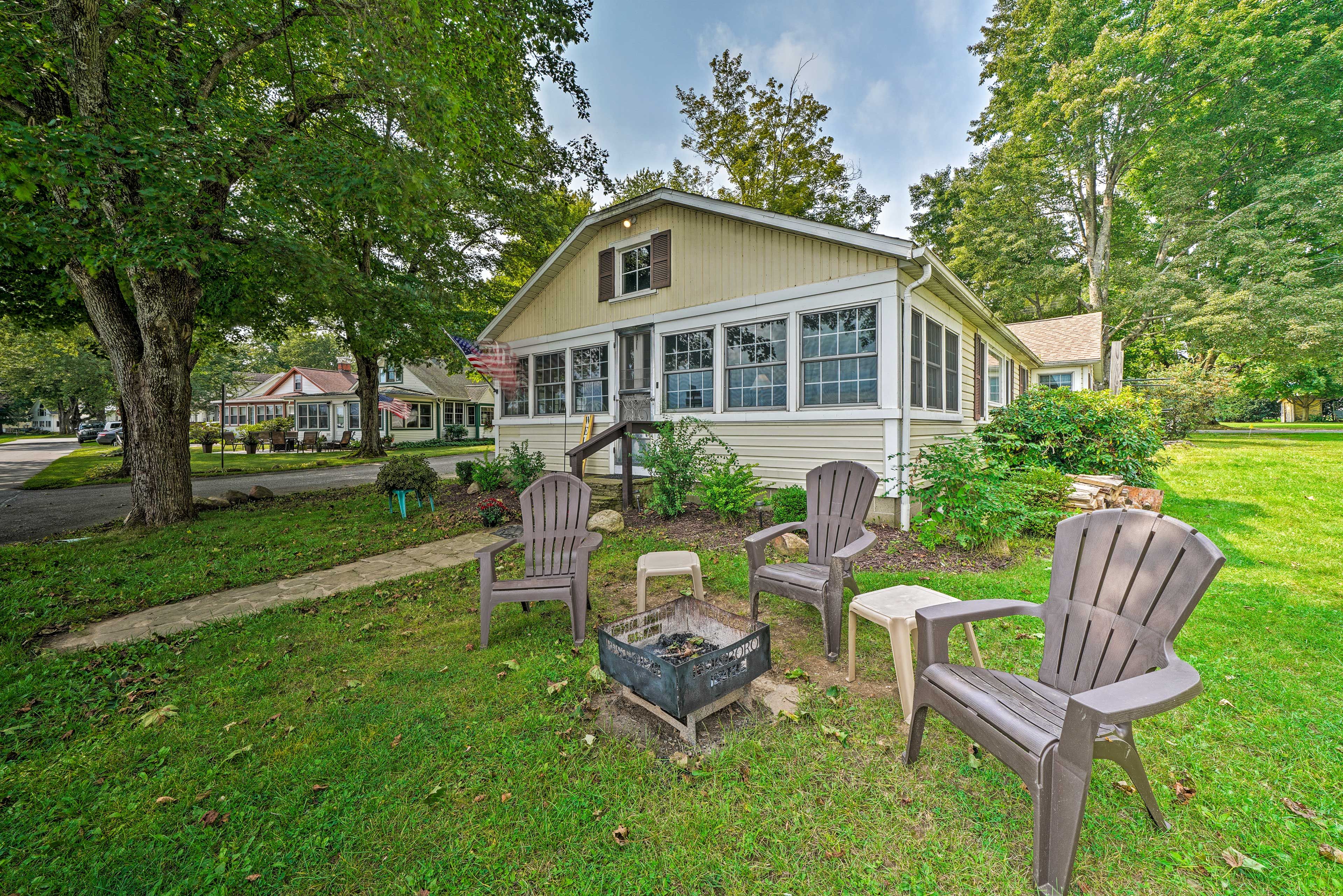 Property Exterior | Single-Story Home