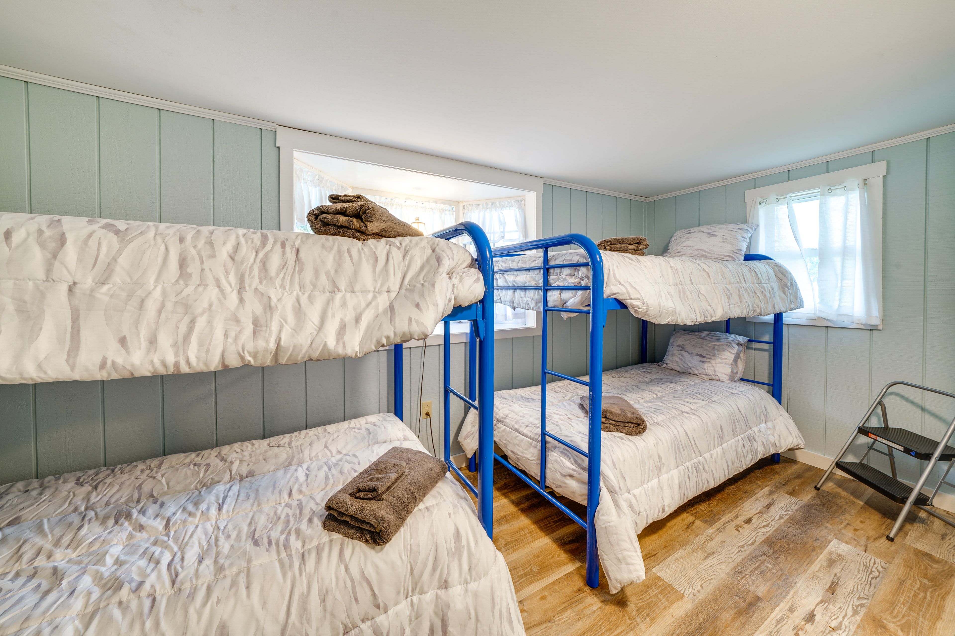 Bedroom 4 | 2 Twin Bunk Beds