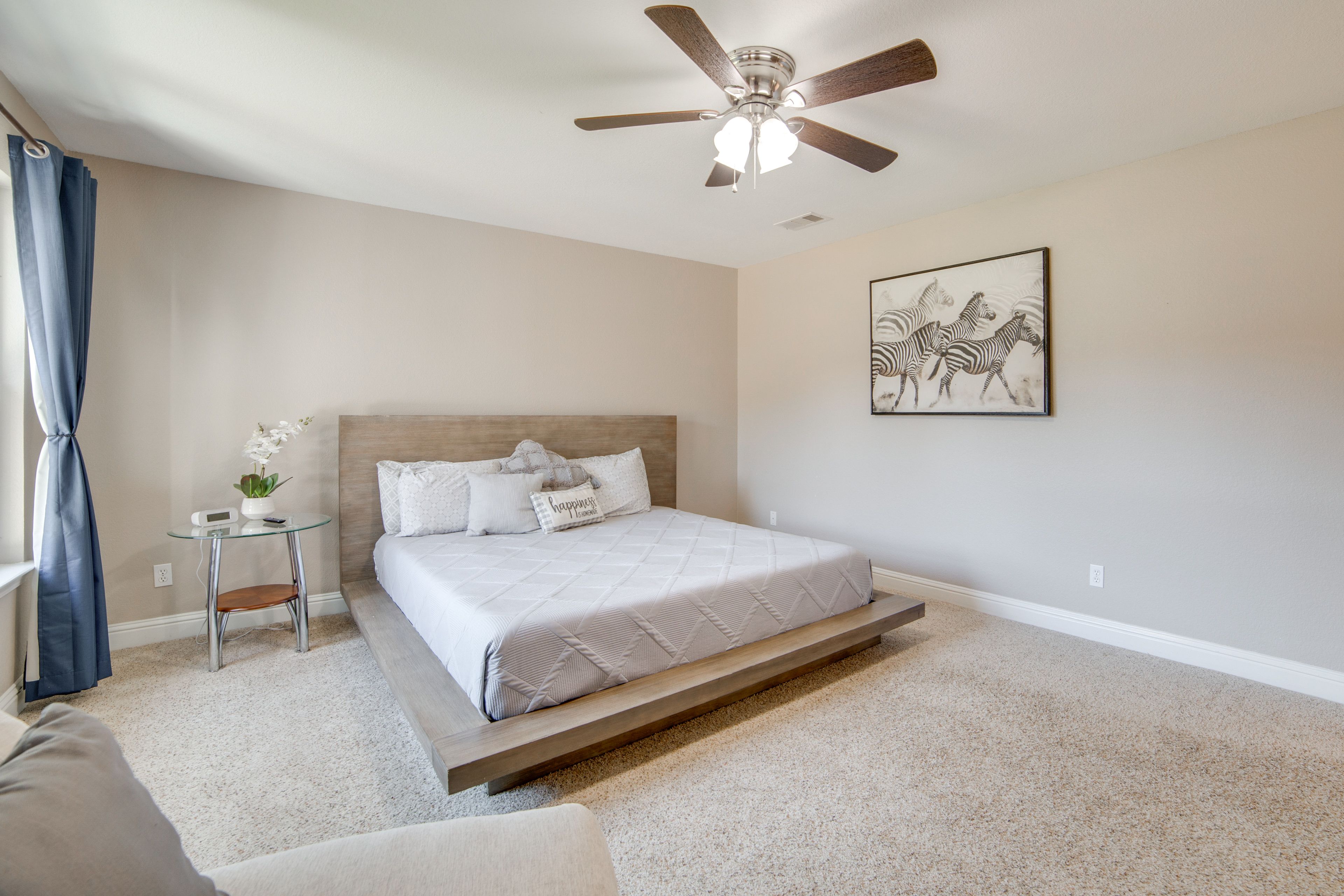 Bedroom 1 | King Bed | Smart TV w/ Roku
