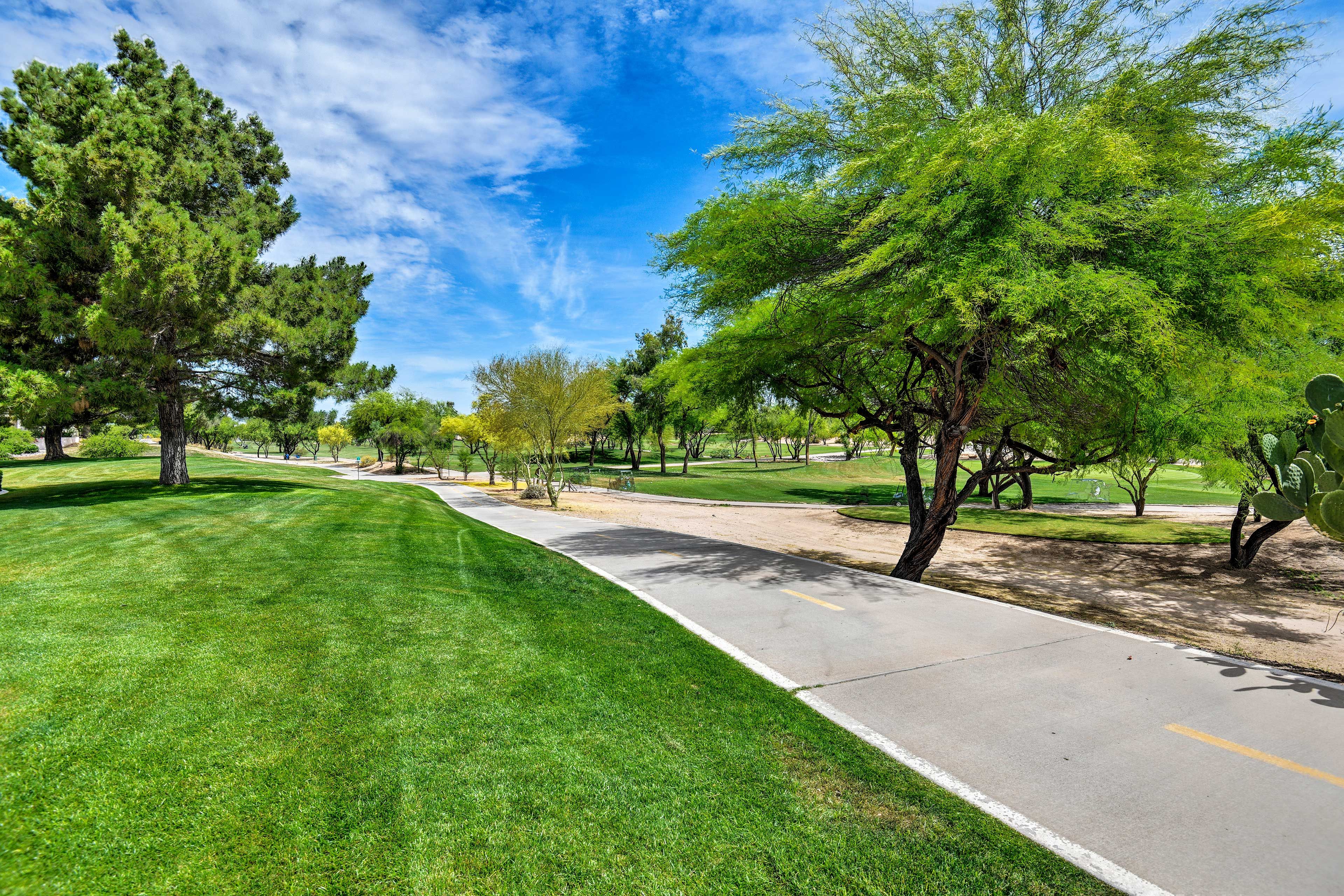 Indian Bend Wash Greenbelt | Community Walking Paths