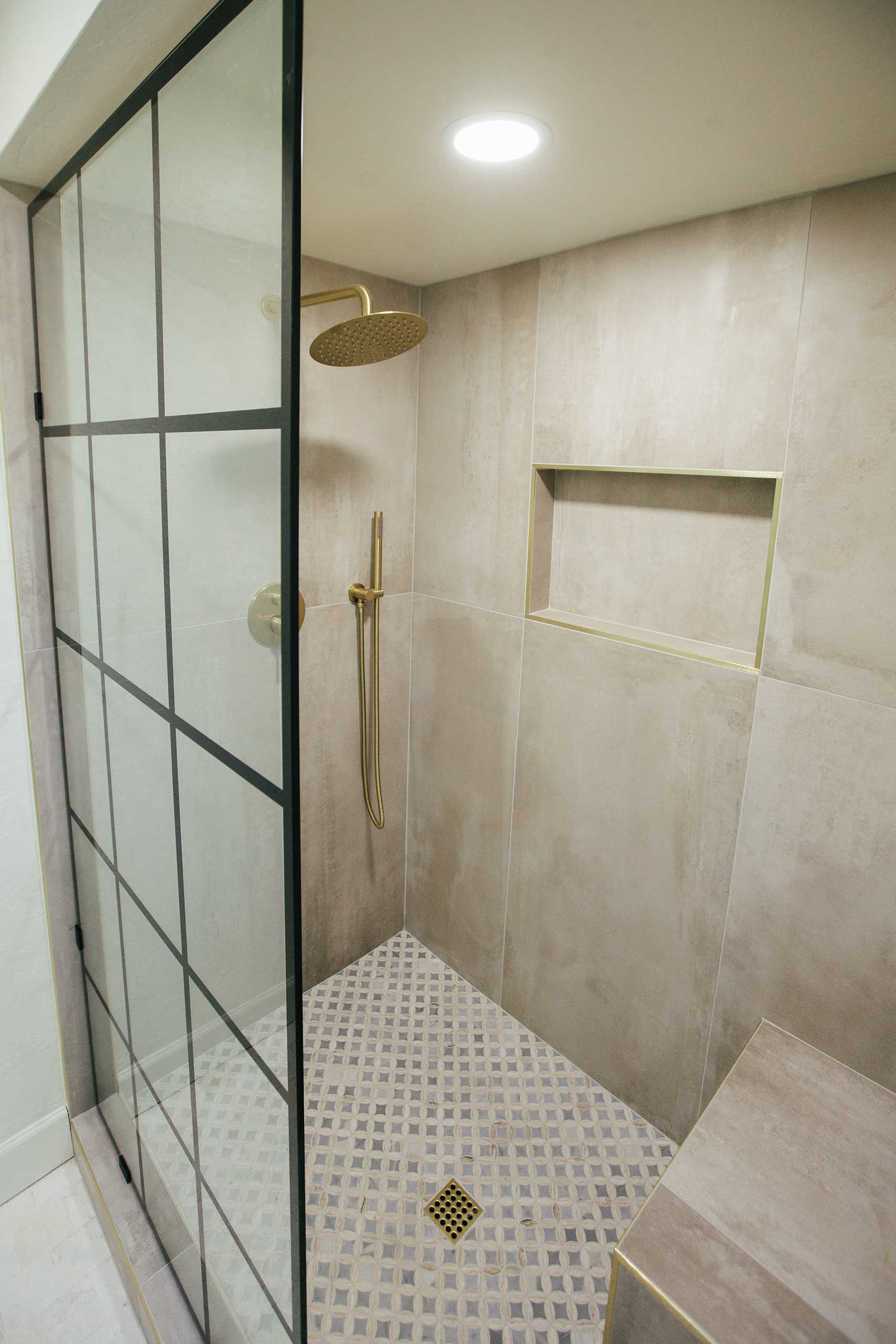 En-Suite Bathroom