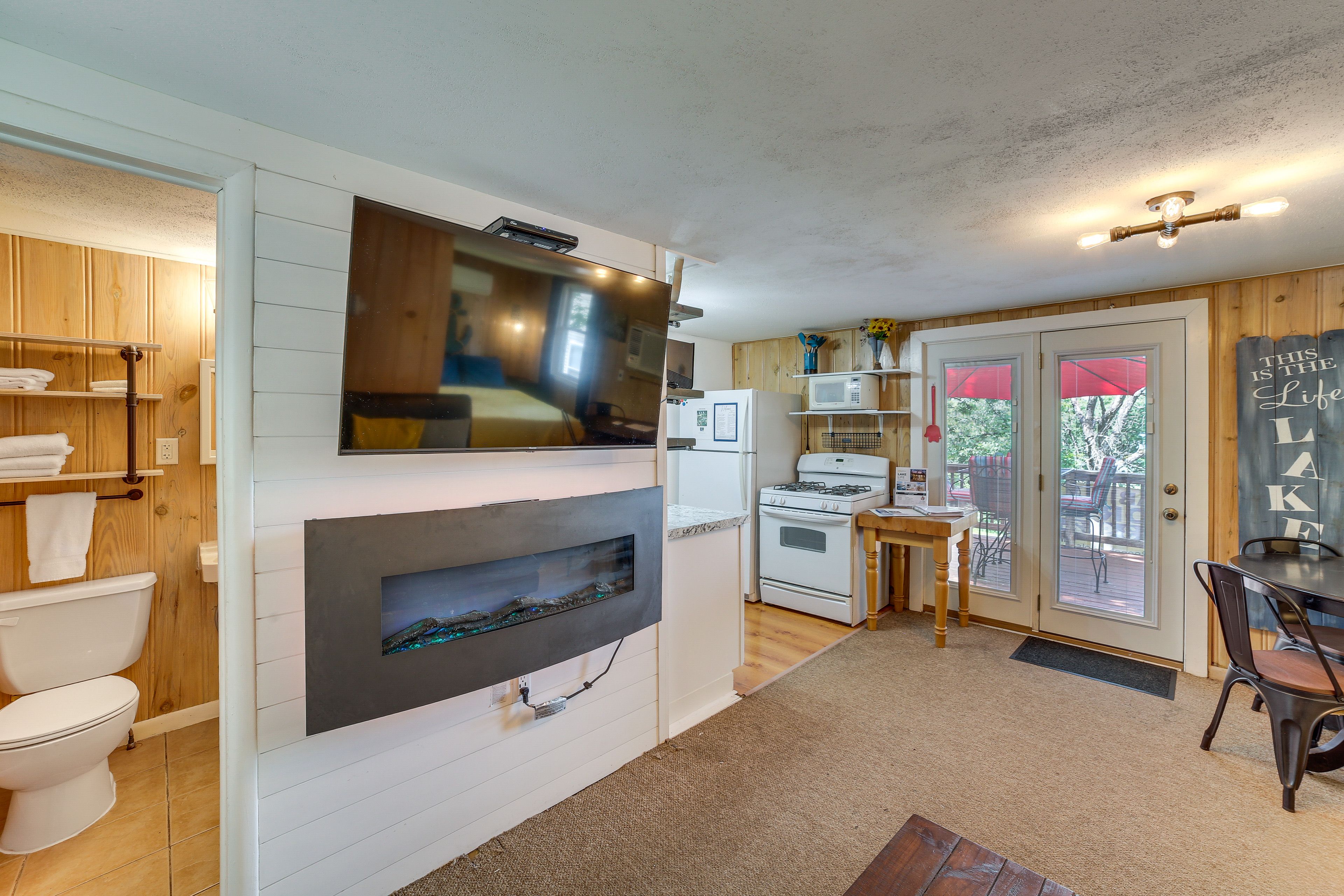 Living Area | Futon