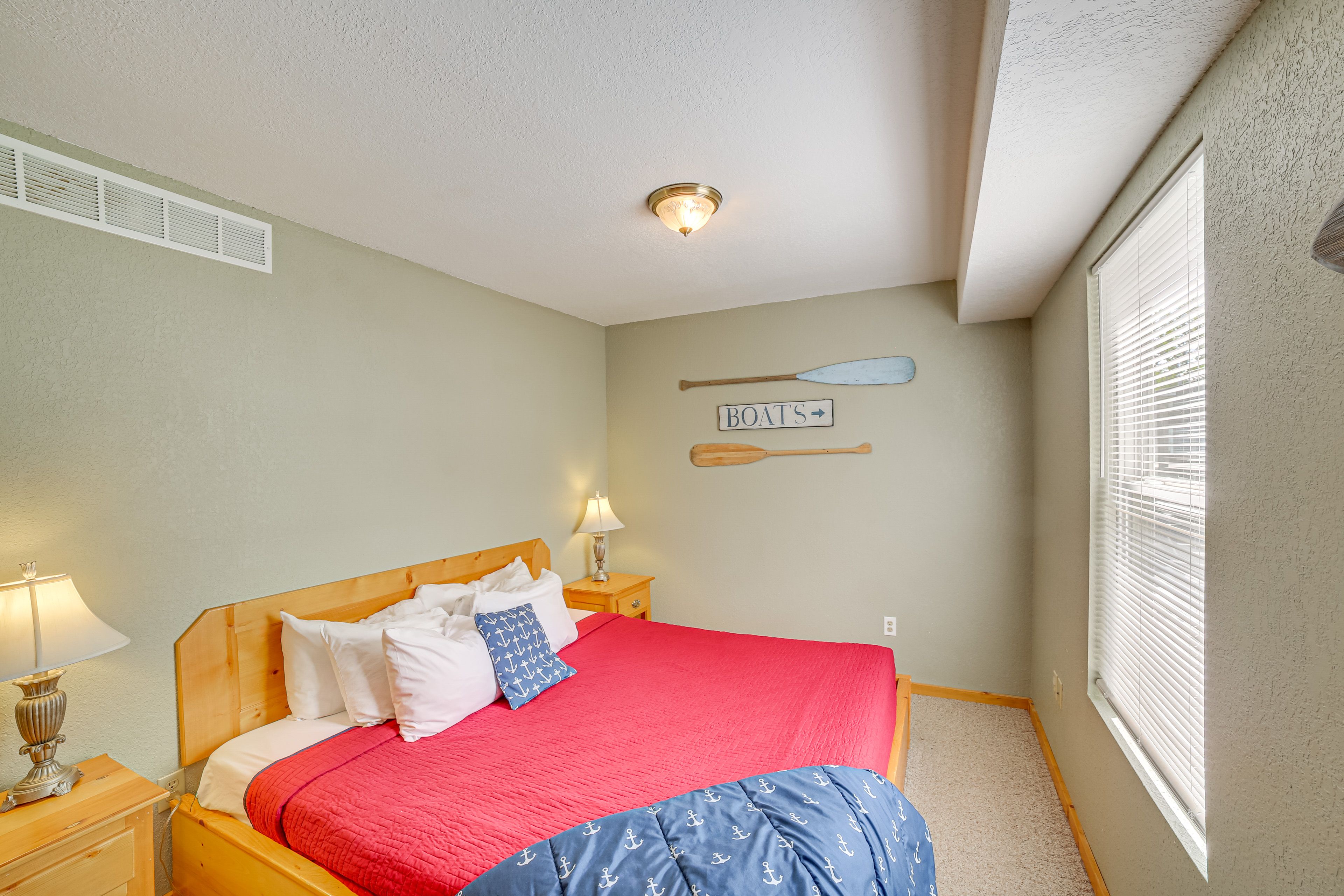 Bedroom 2 | King Bed | Linens Provided | 1st Floor