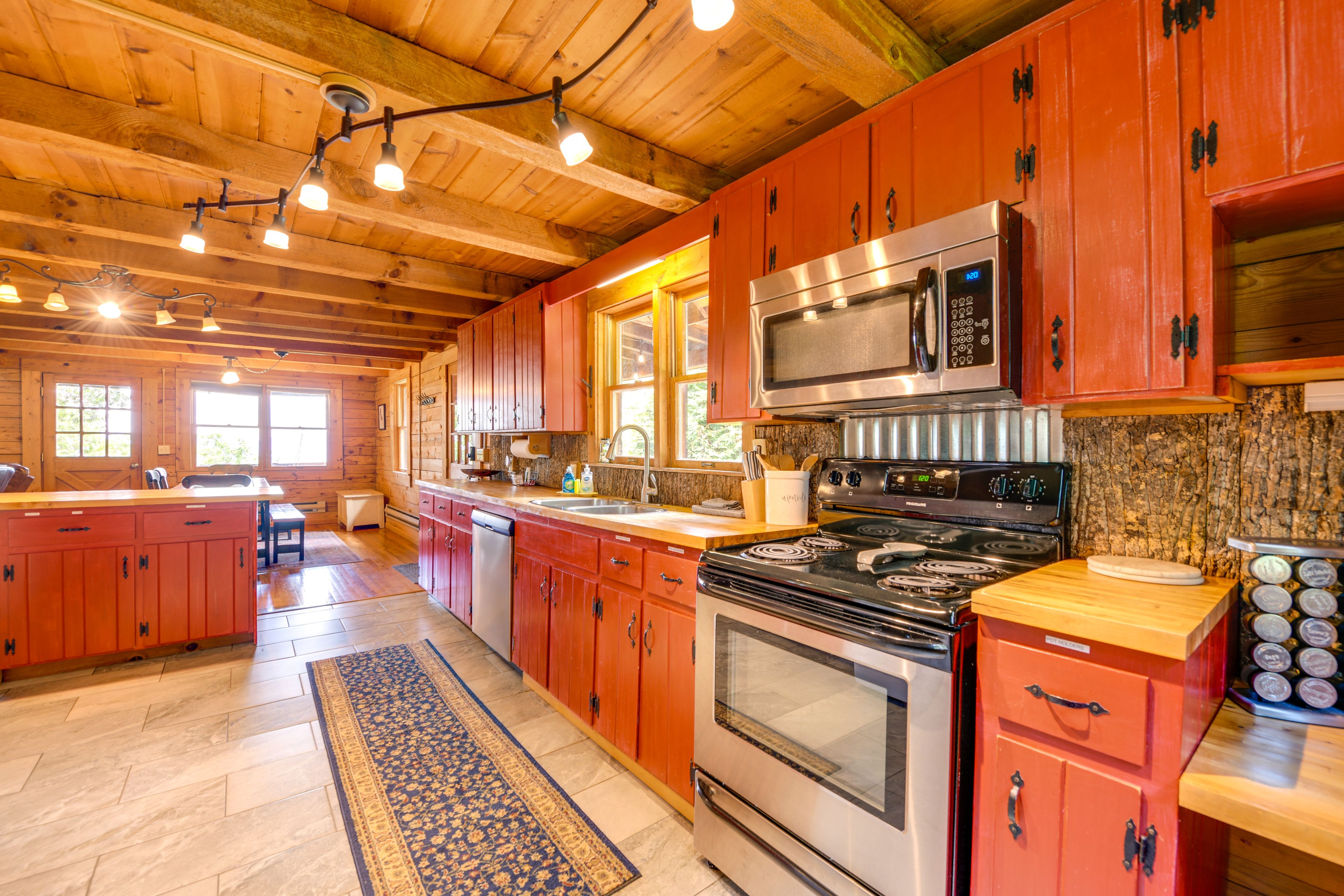 Kitchen | 2-Story Cabin | Central Heating & A/C