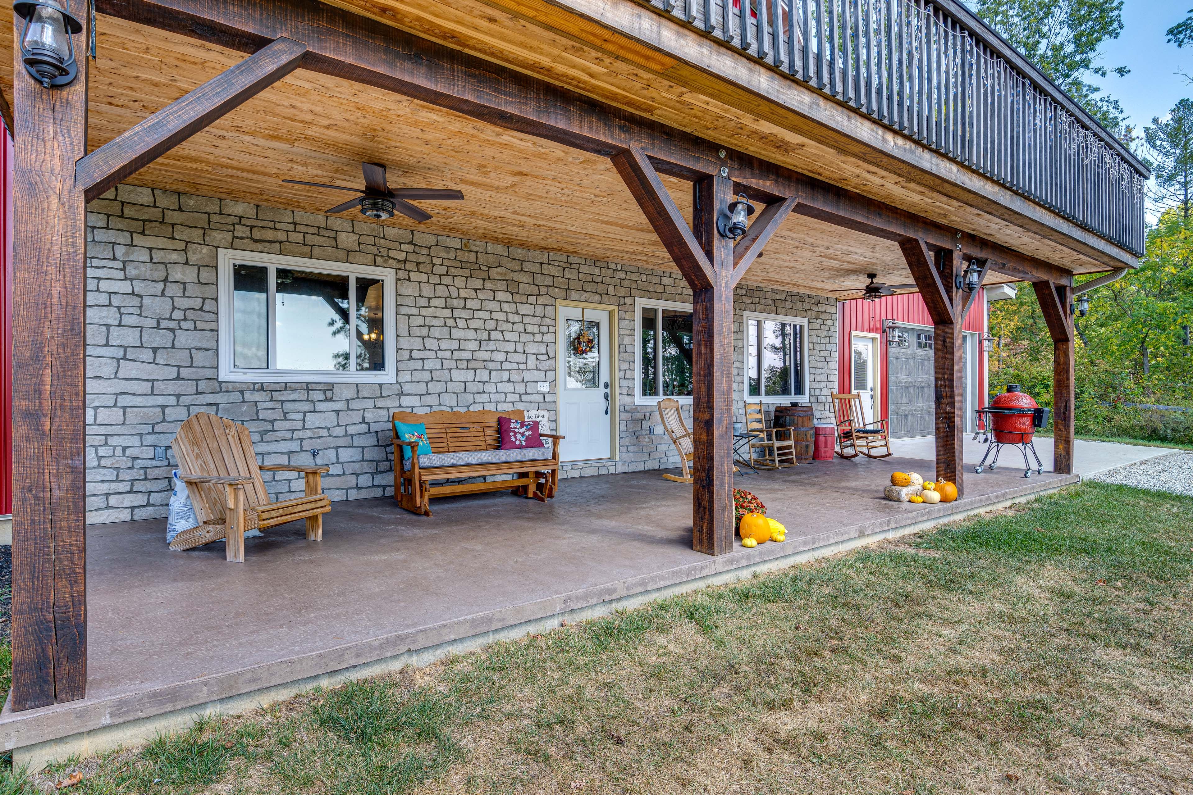 Covered Patio w/ Seating | Charcoal Grill