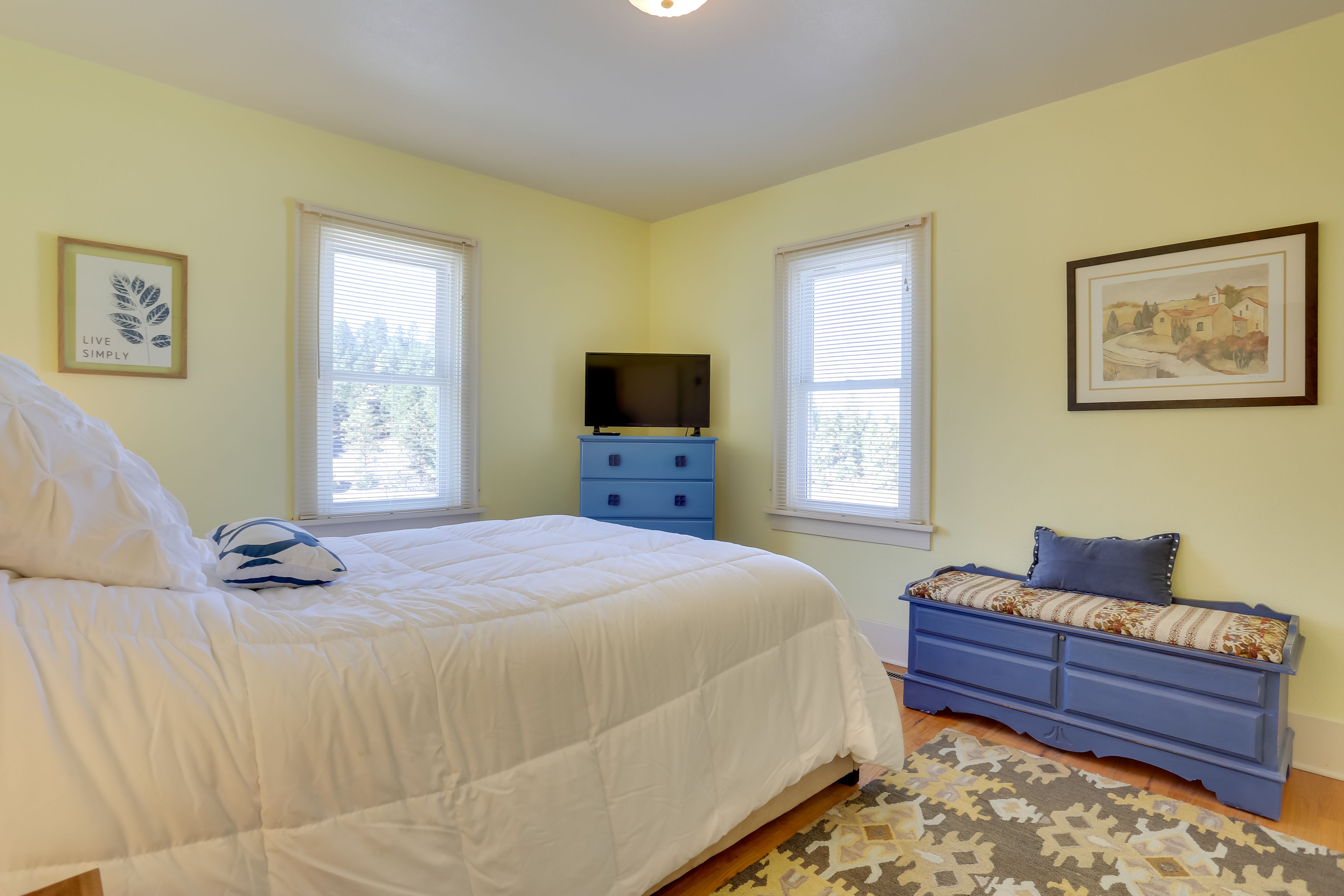 Bedroom 3 | Queen Bed | 1st Floor