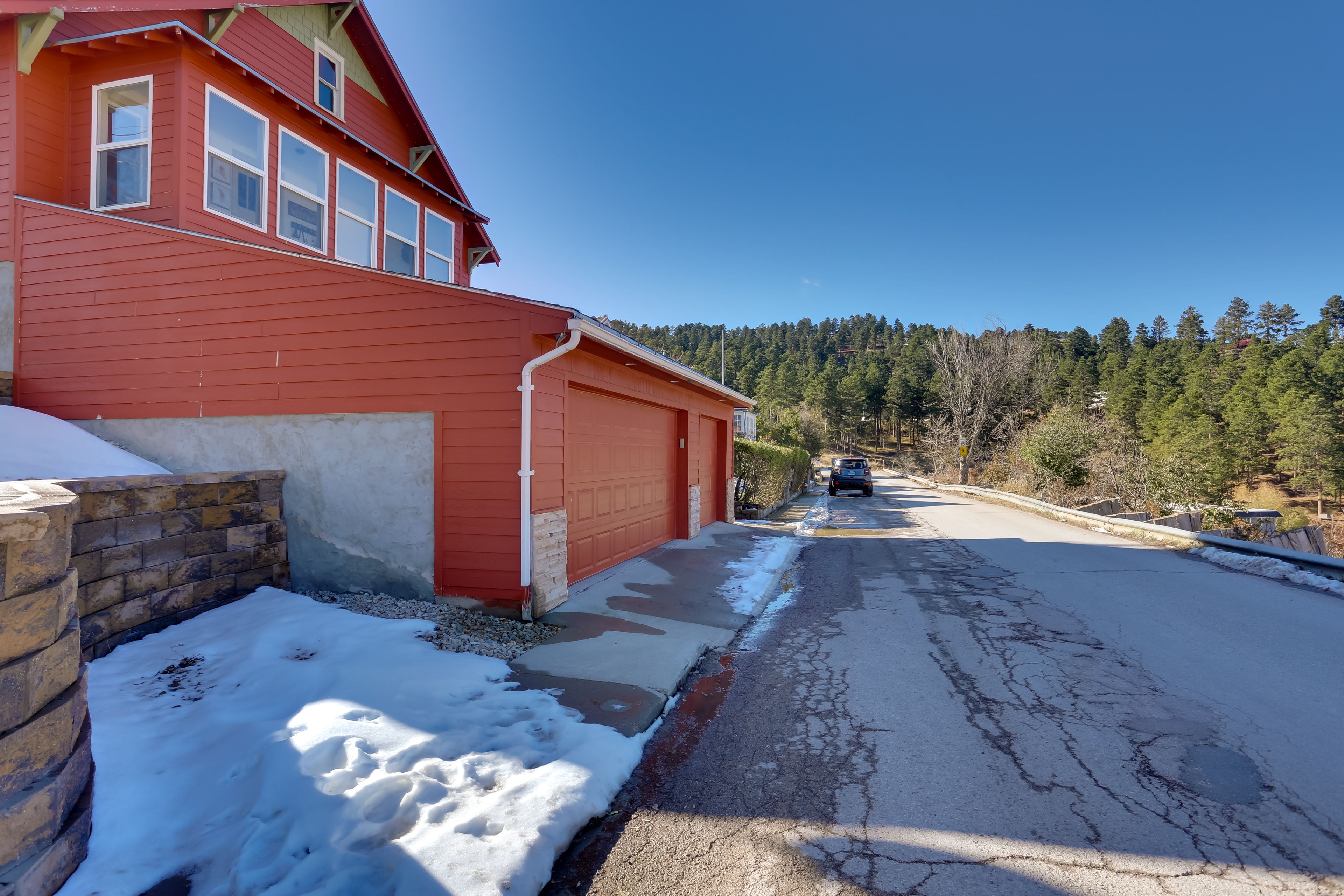 House Exterior | Keyless Entry