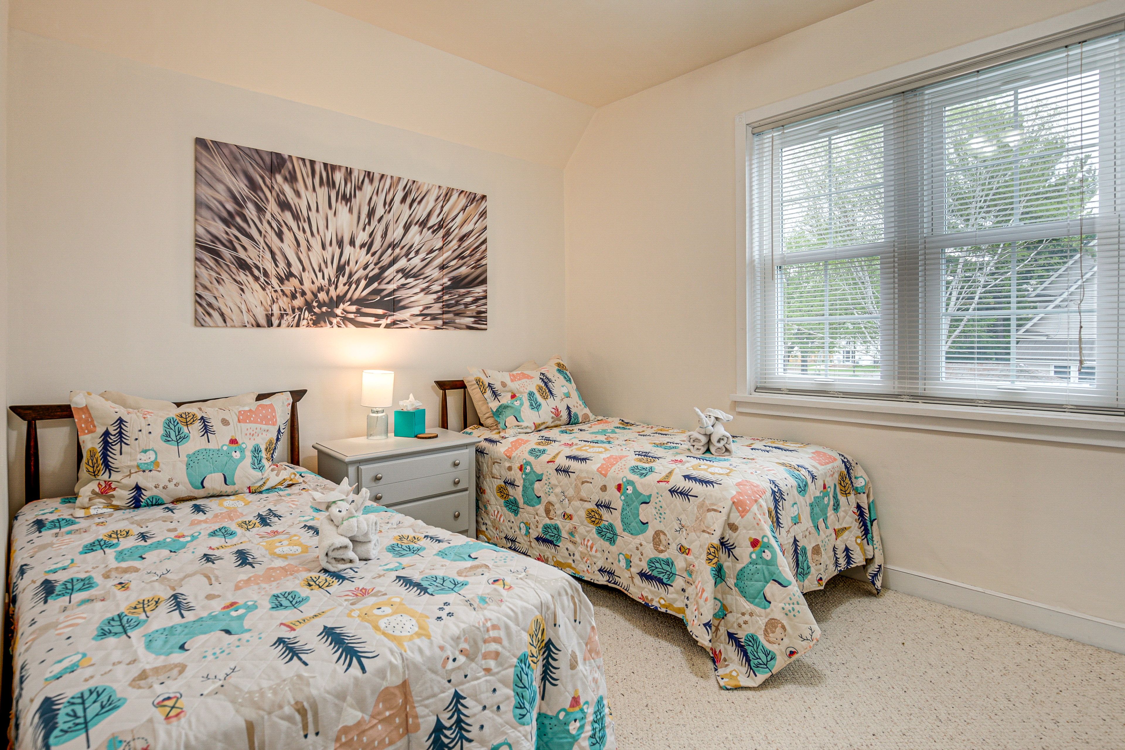 Bedroom 3 | 2nd Floor | 2 Twin Beds
