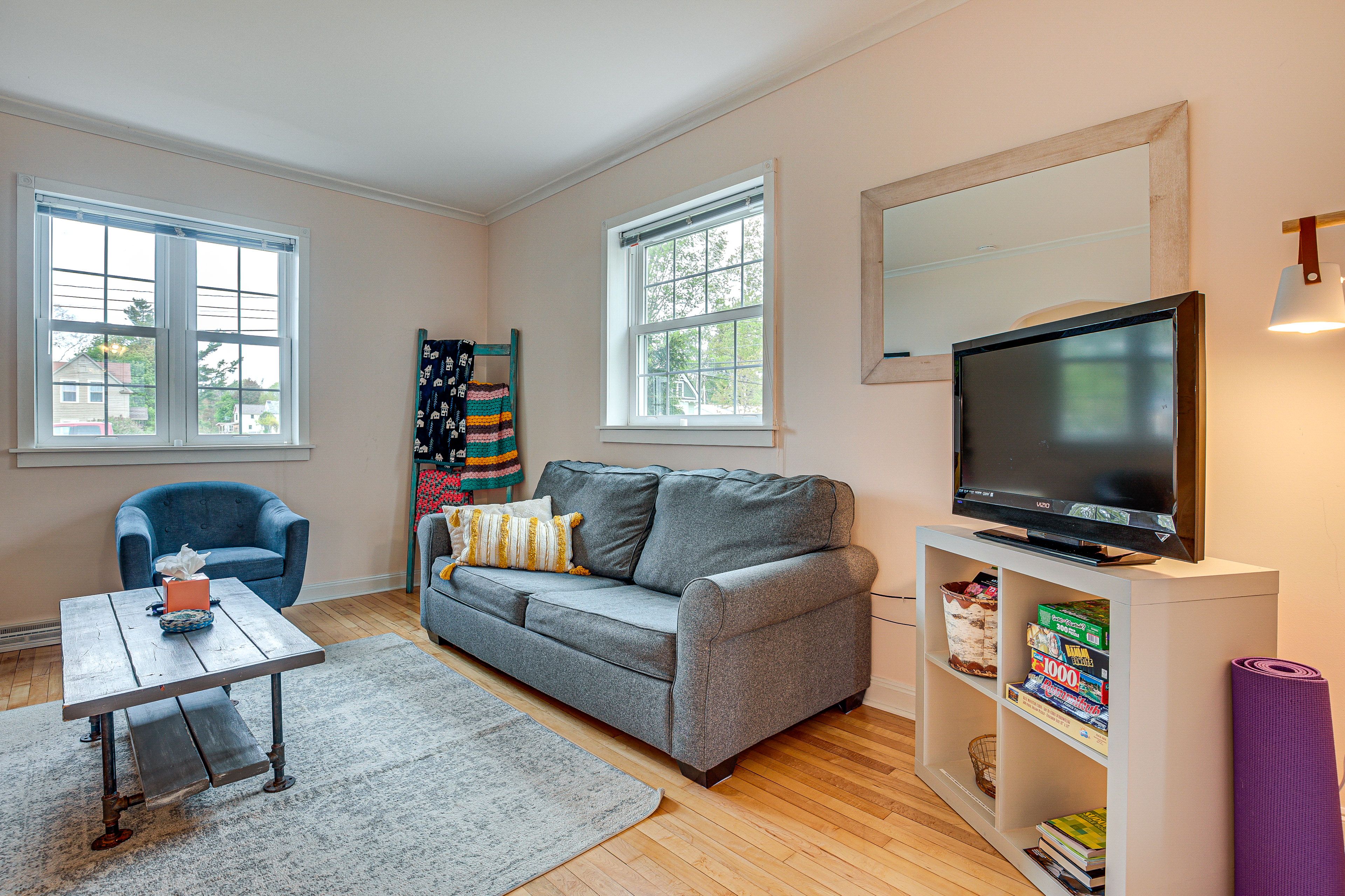 Living Room | 1st Floor | Sleeper Sofa