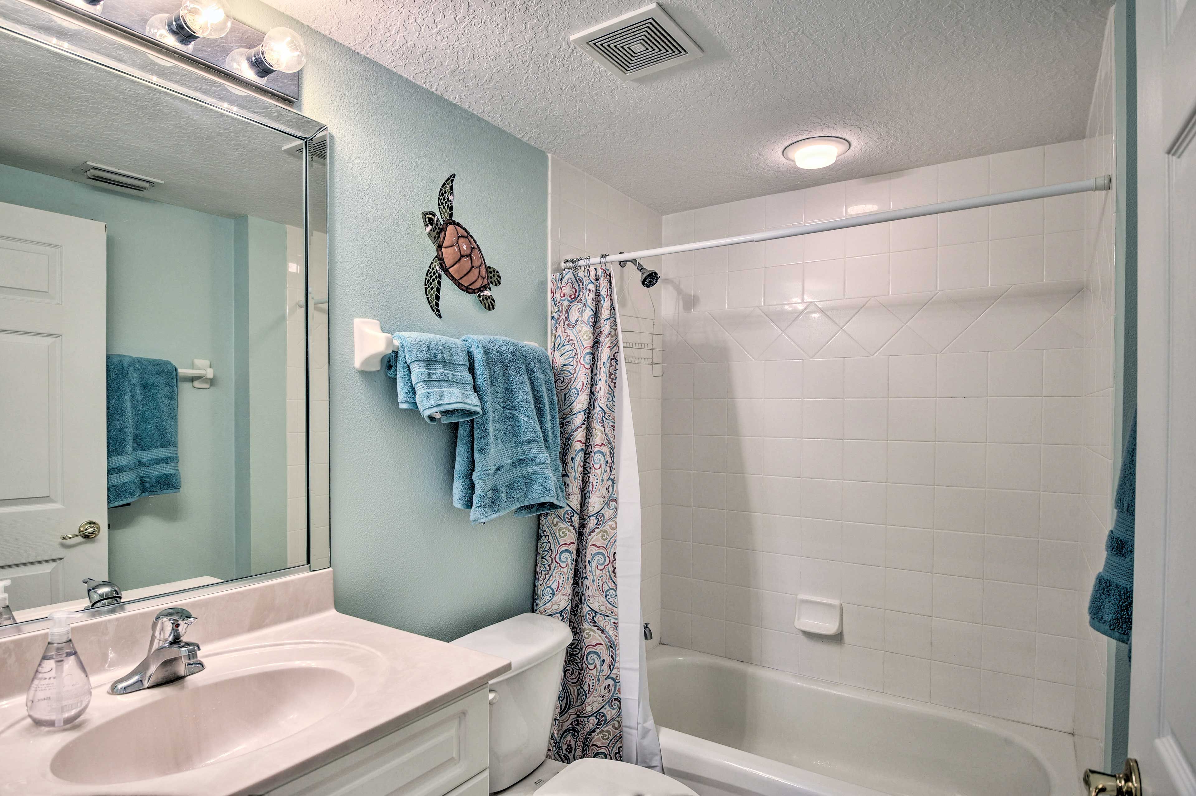 Full Bathroom