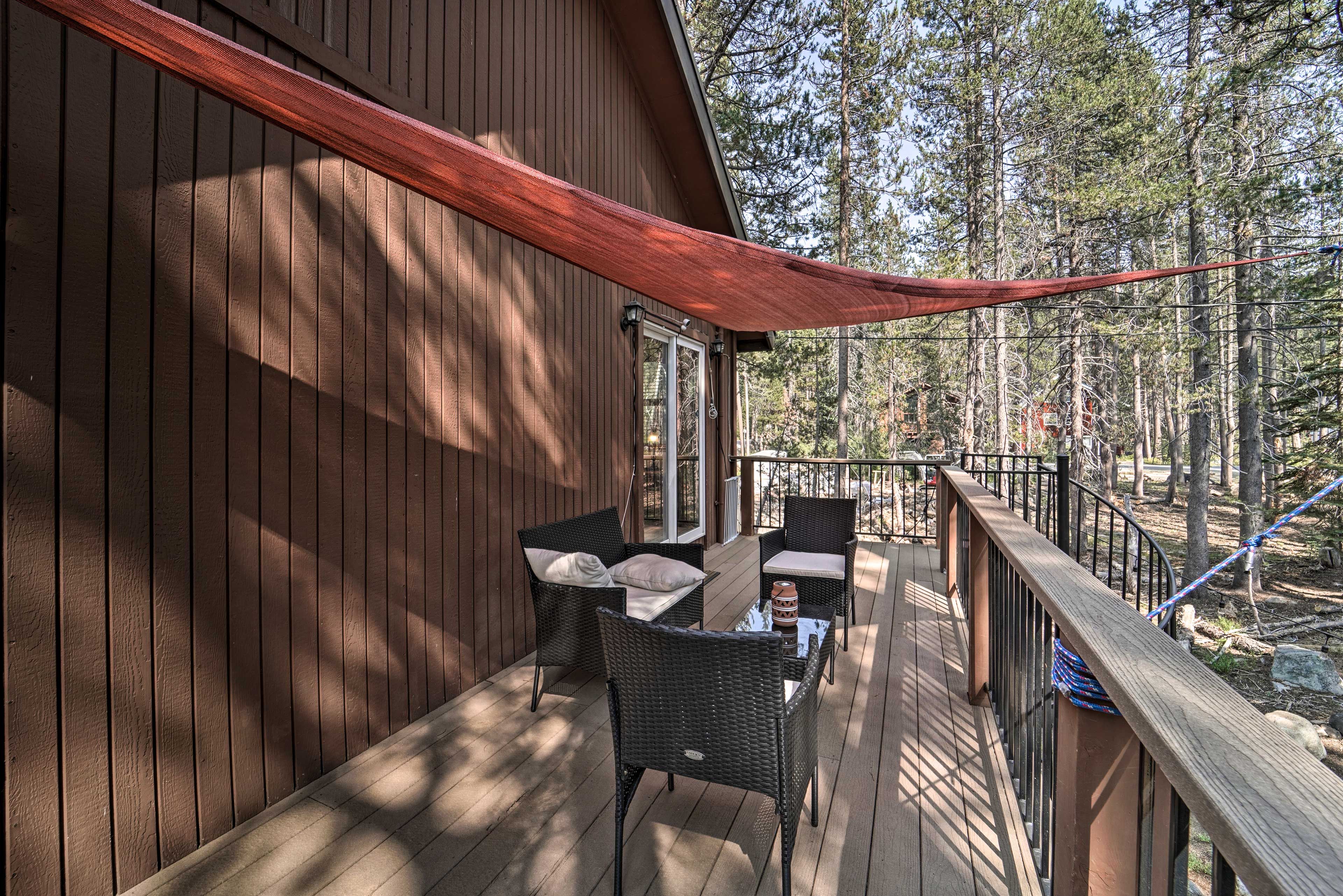 Furnished Deck