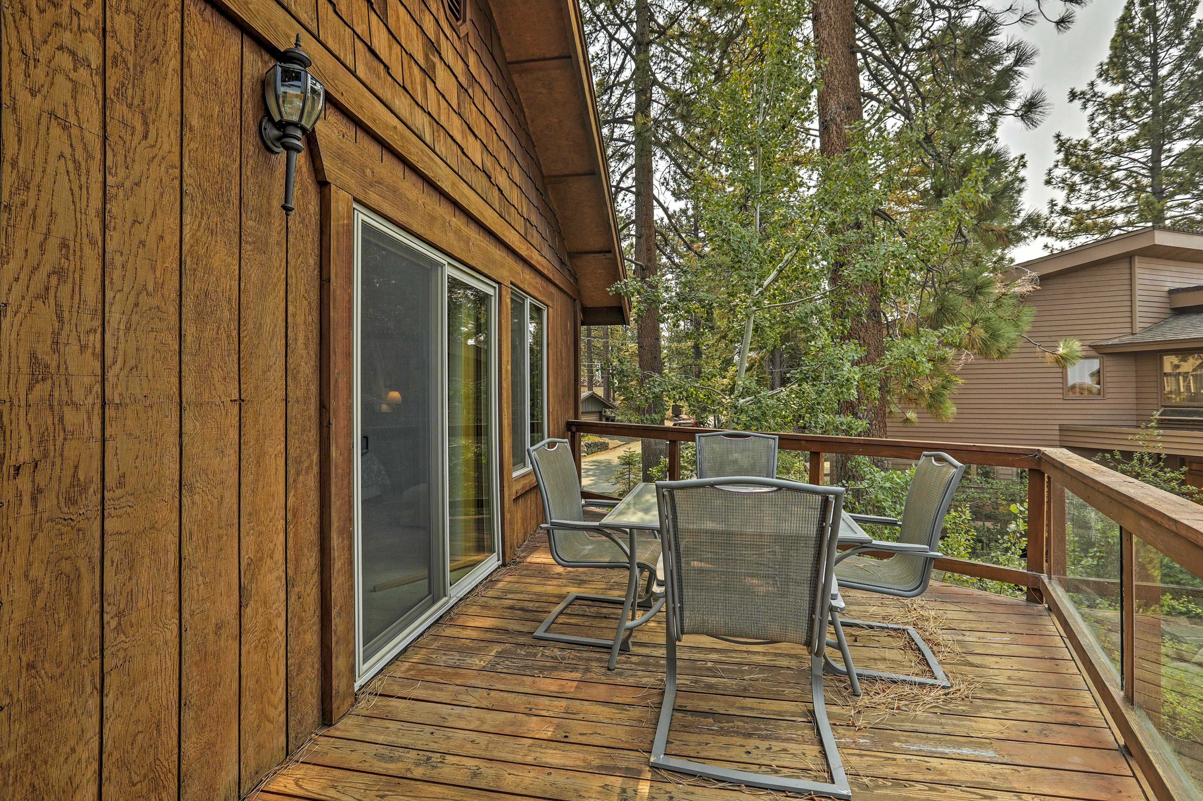 Private Deck