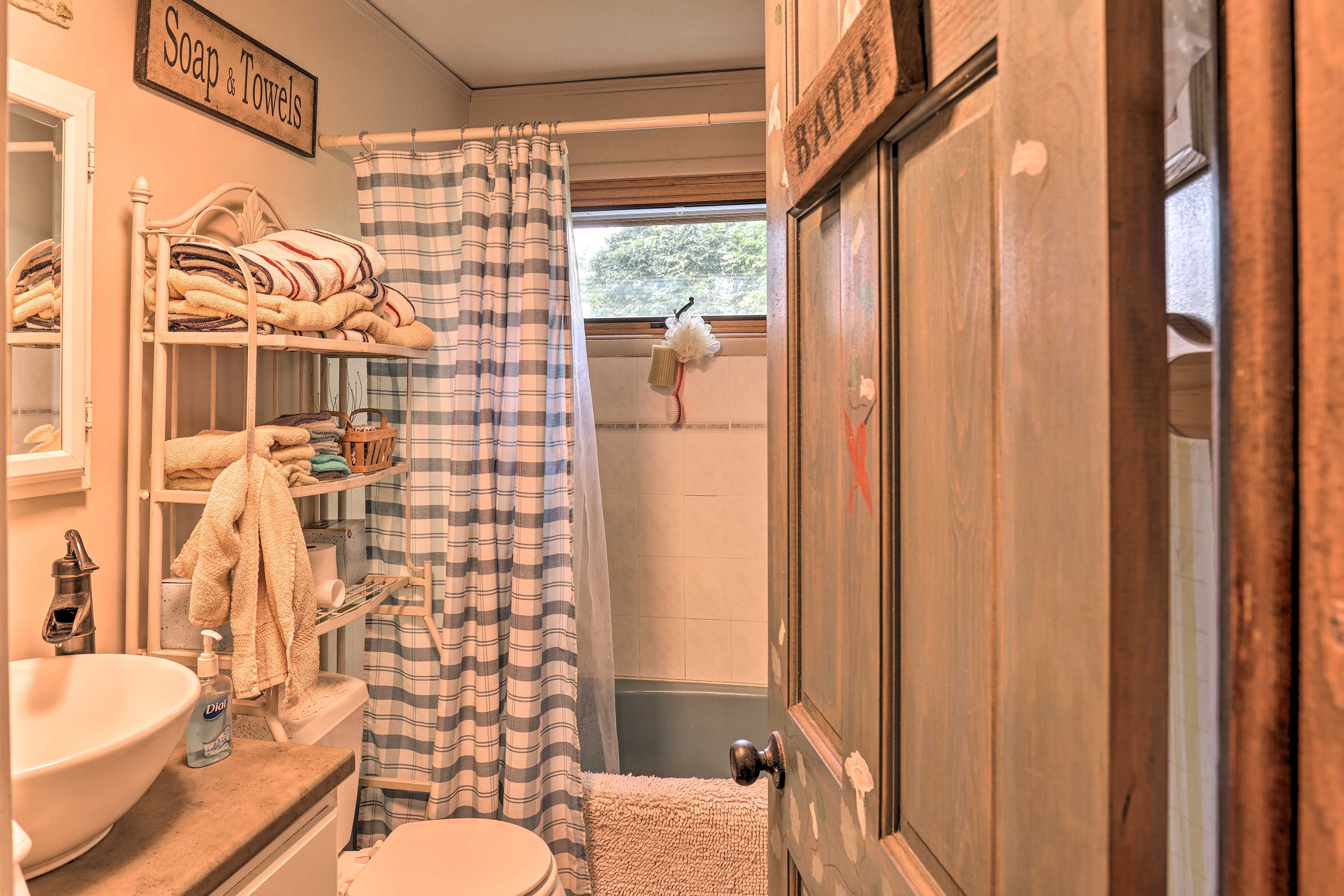 Bathroom | Main Floor | Complimentary Toiletries
