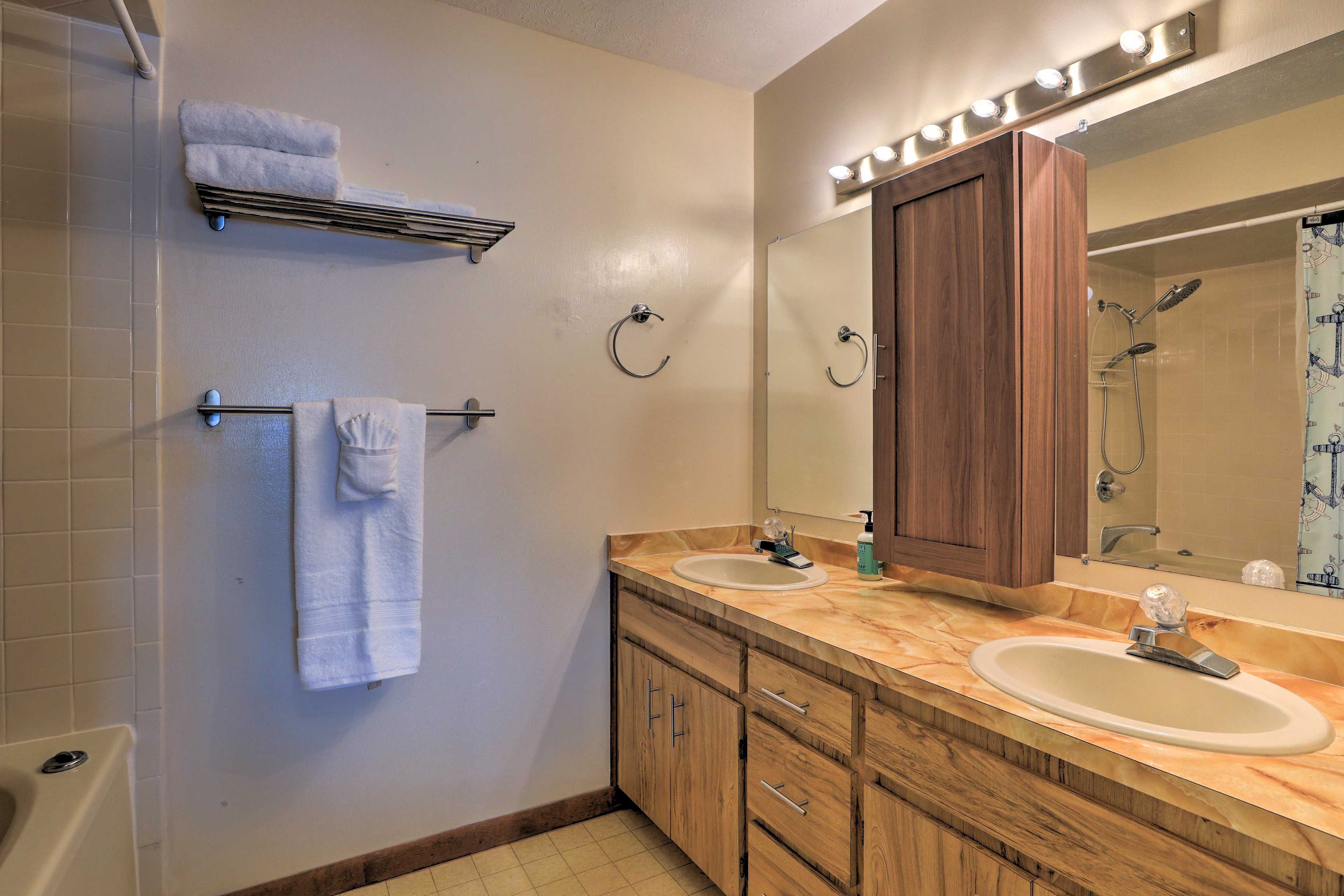 En-Suite Bathroom