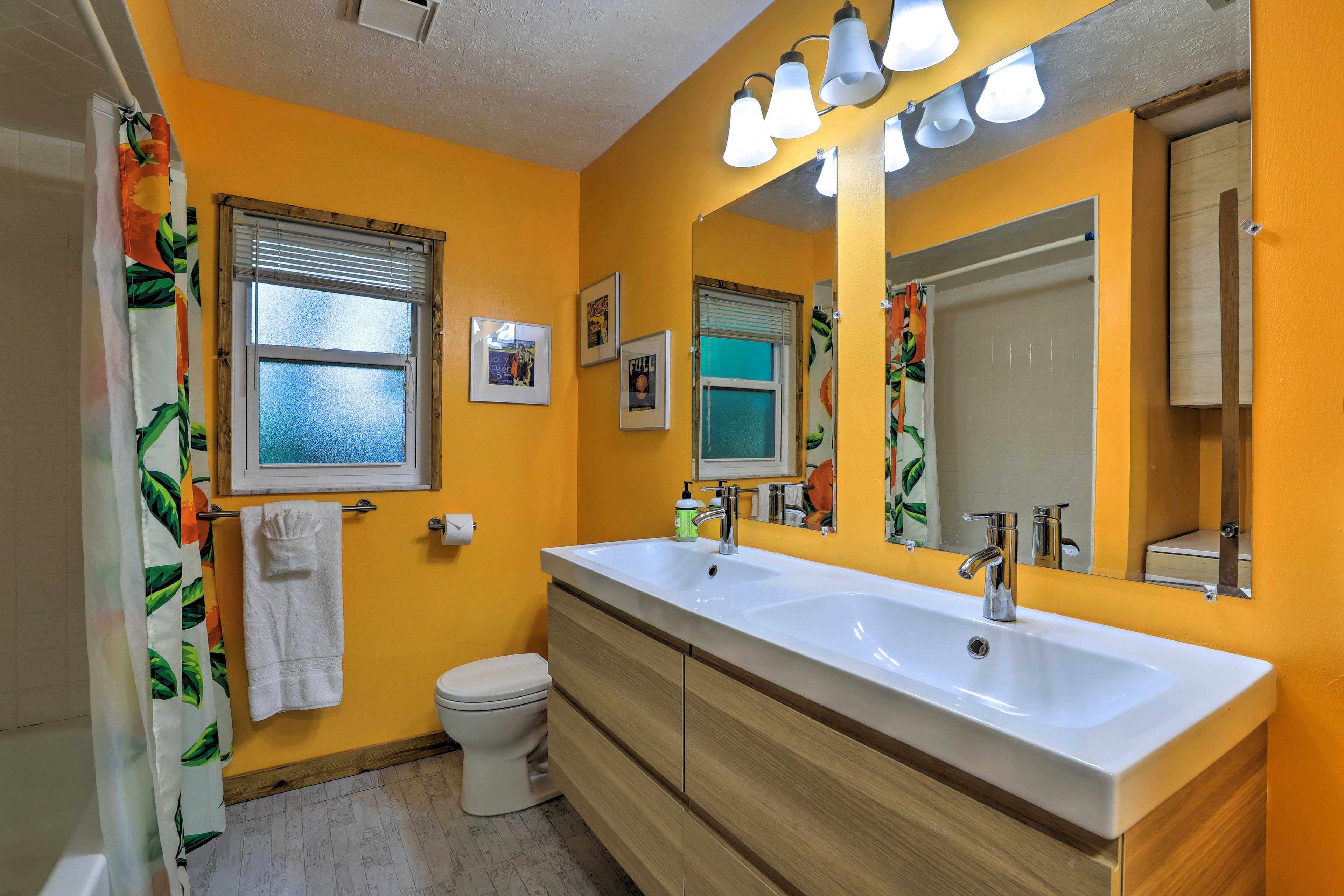 Full Bathroom