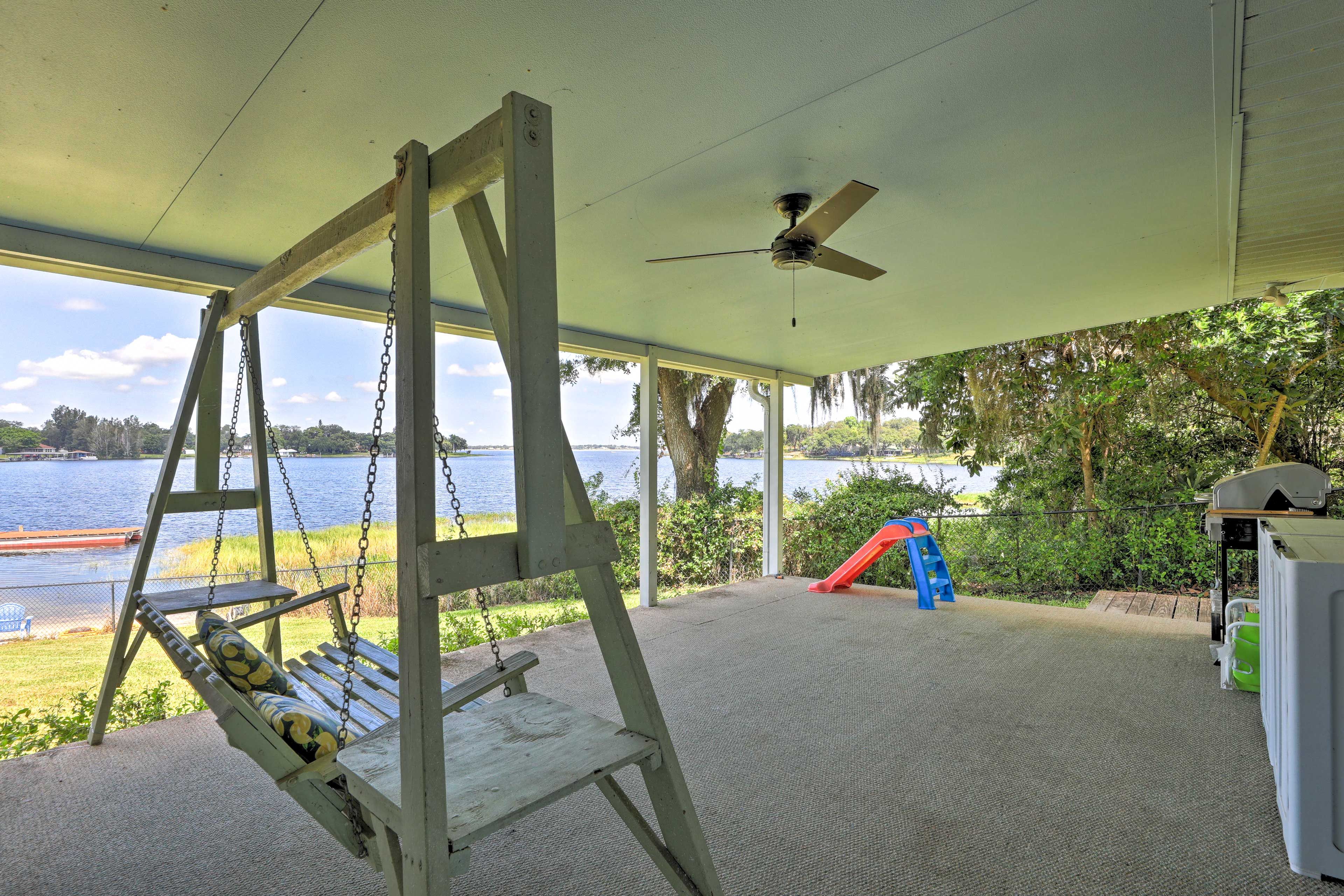 Covered Porch | Gas Grill