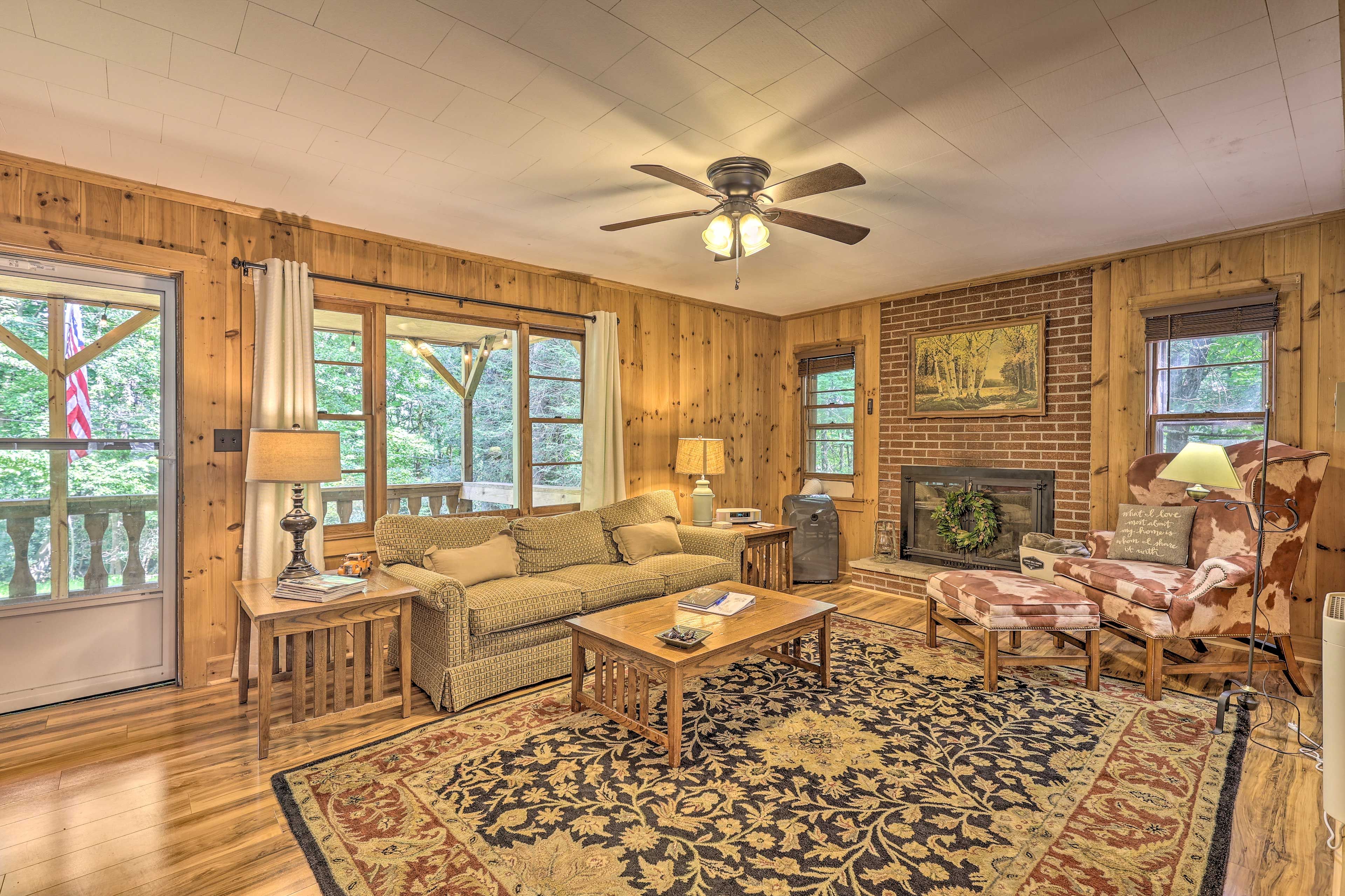 Roaring Gap Vacation Rental | 2BR | 1.5BA | 1,200 Sq Ft |  5 Steps Required