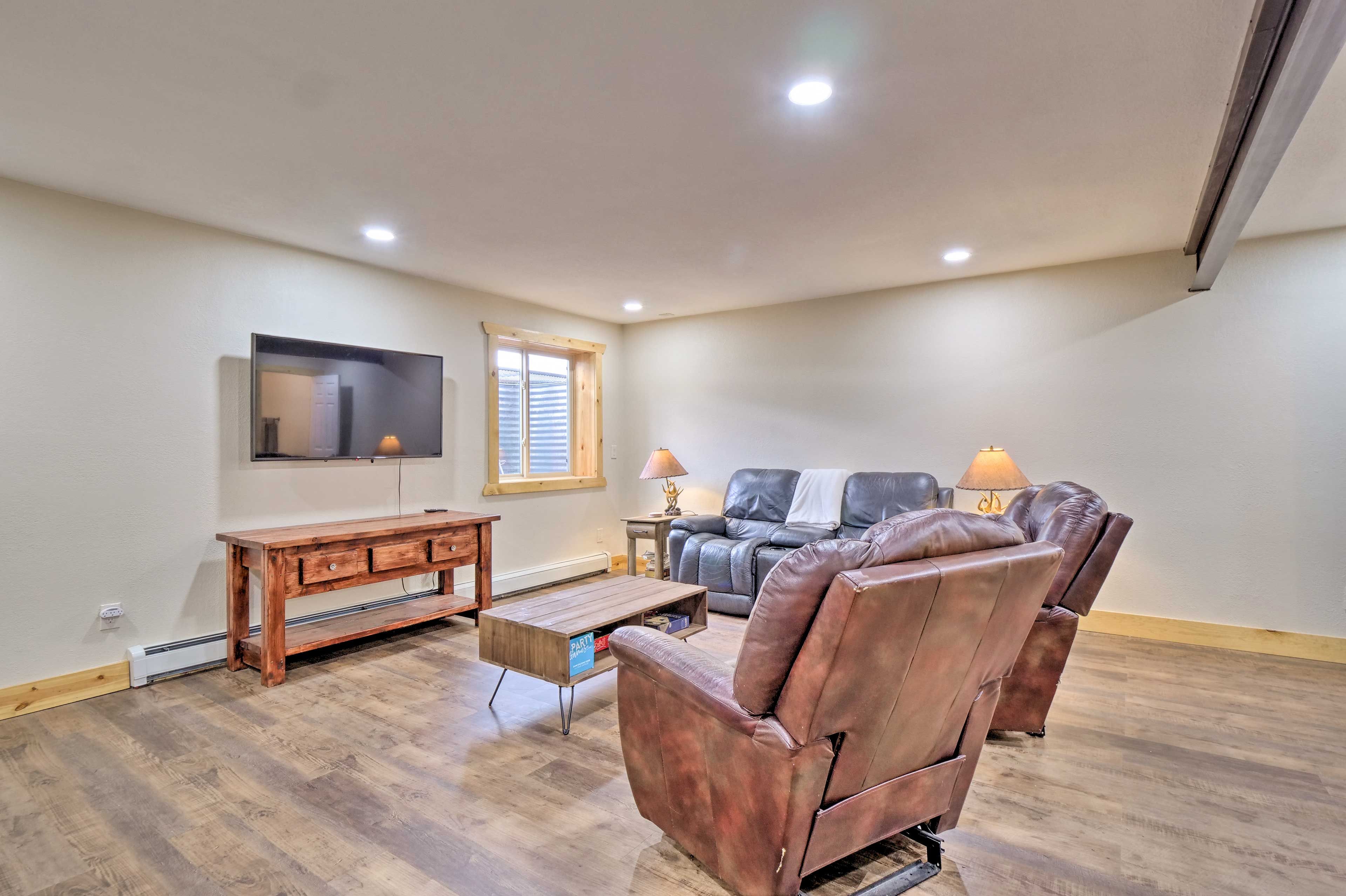 Basement | Smart TV | Washer/Dryer