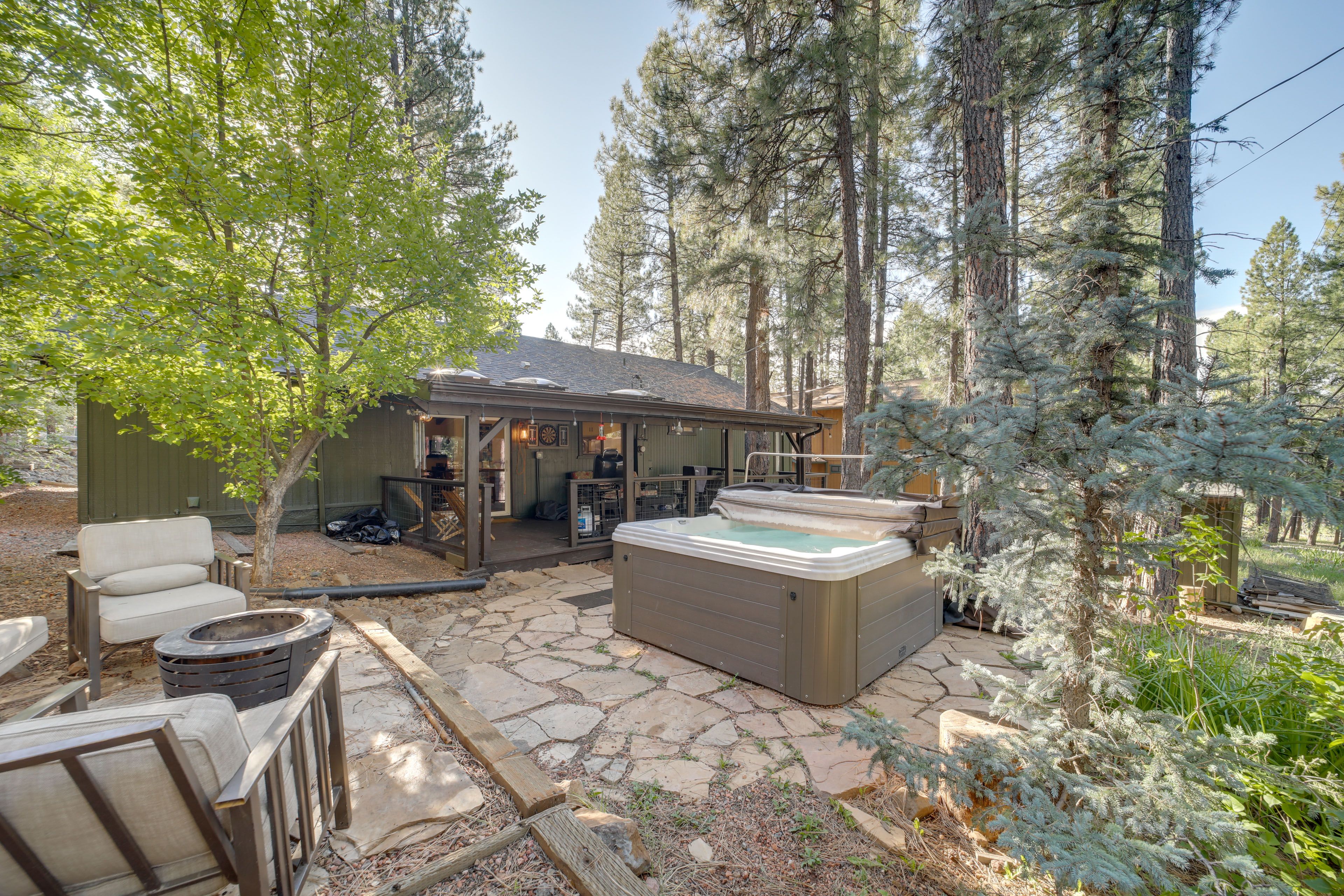 Munds Park Vacation Rental | 3BR | 2BA | 1,336 Sq Ft | 1 Exterior Step