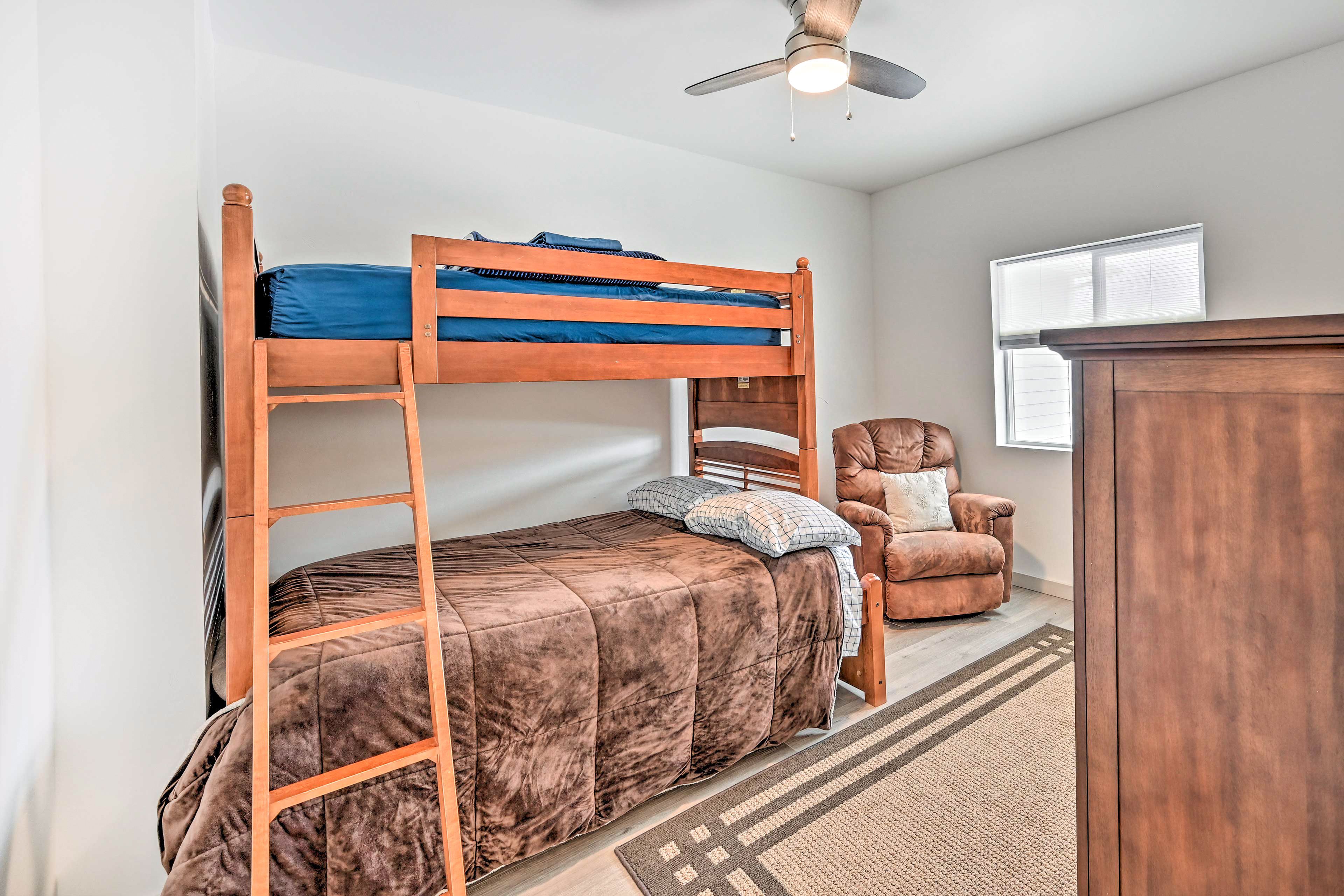 Bedroom 4 | Twin/Full Bunk Bed | Additional Sleeping | Pack 'n Play