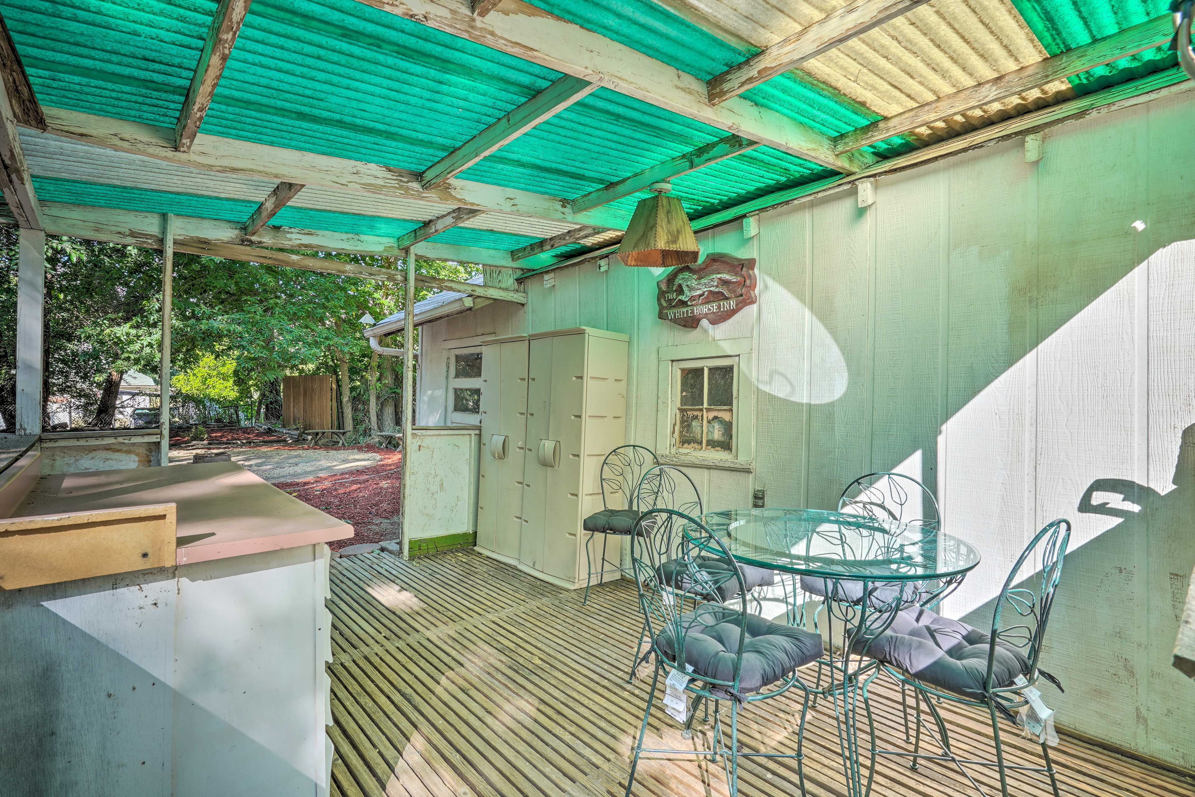 Patio | Outdoor Dining Area