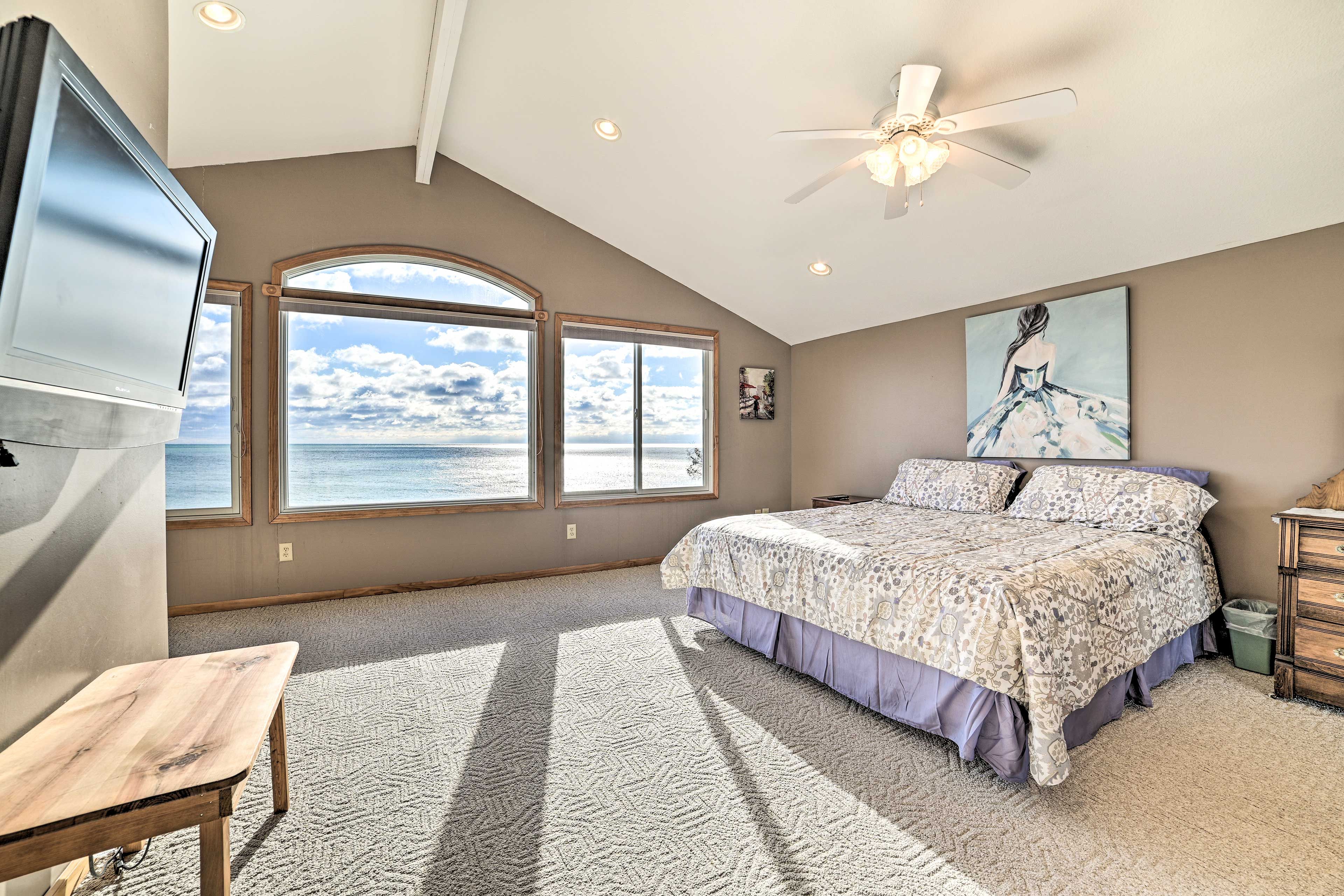 Bedroom 1 | California King Bed