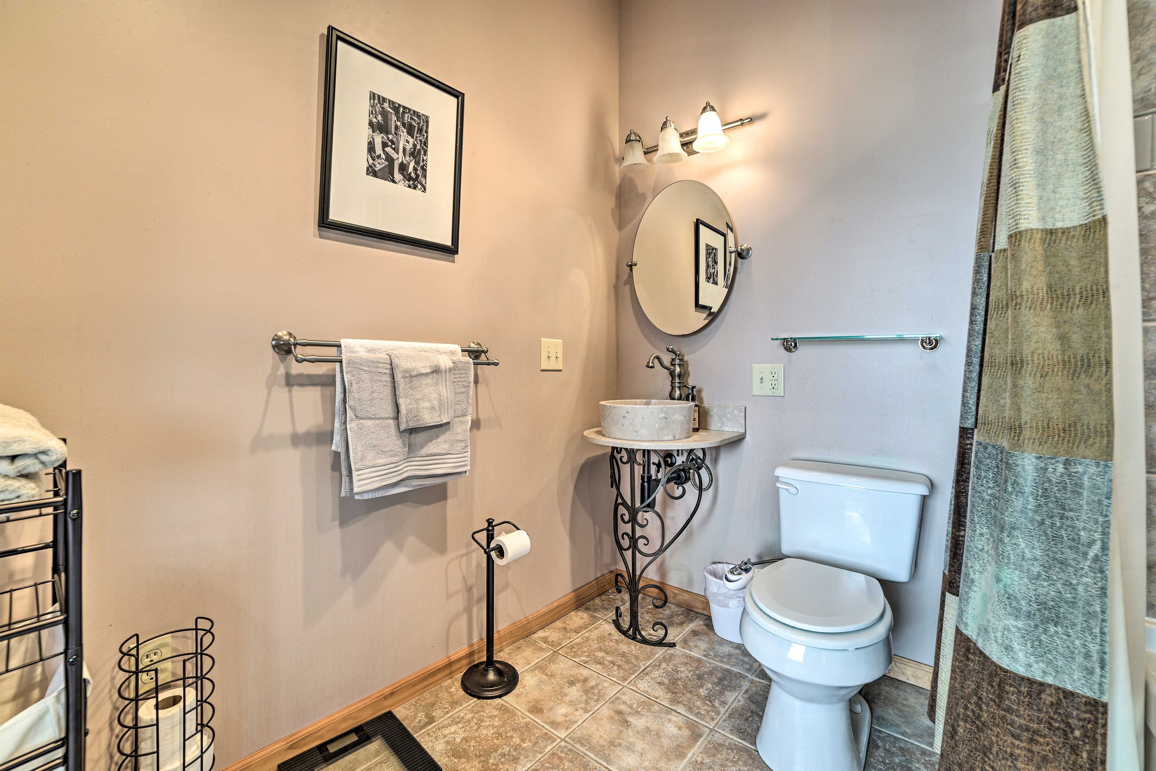 En-Suite Bathroom