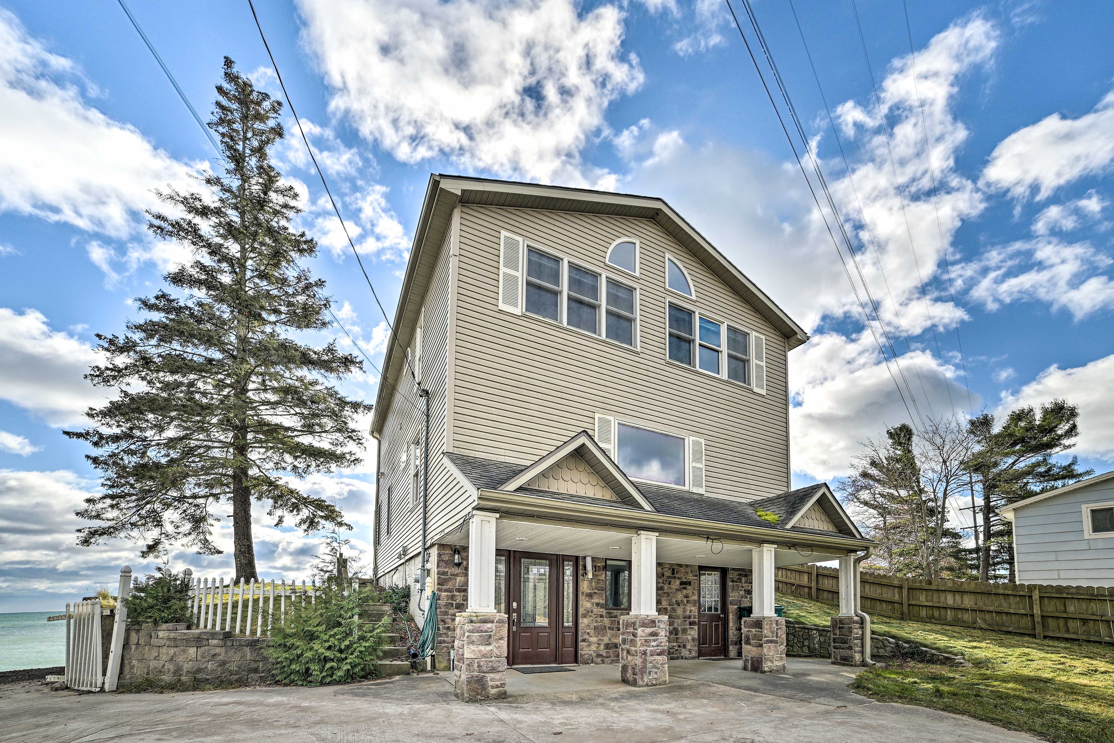 Exterior | Keyless Entry