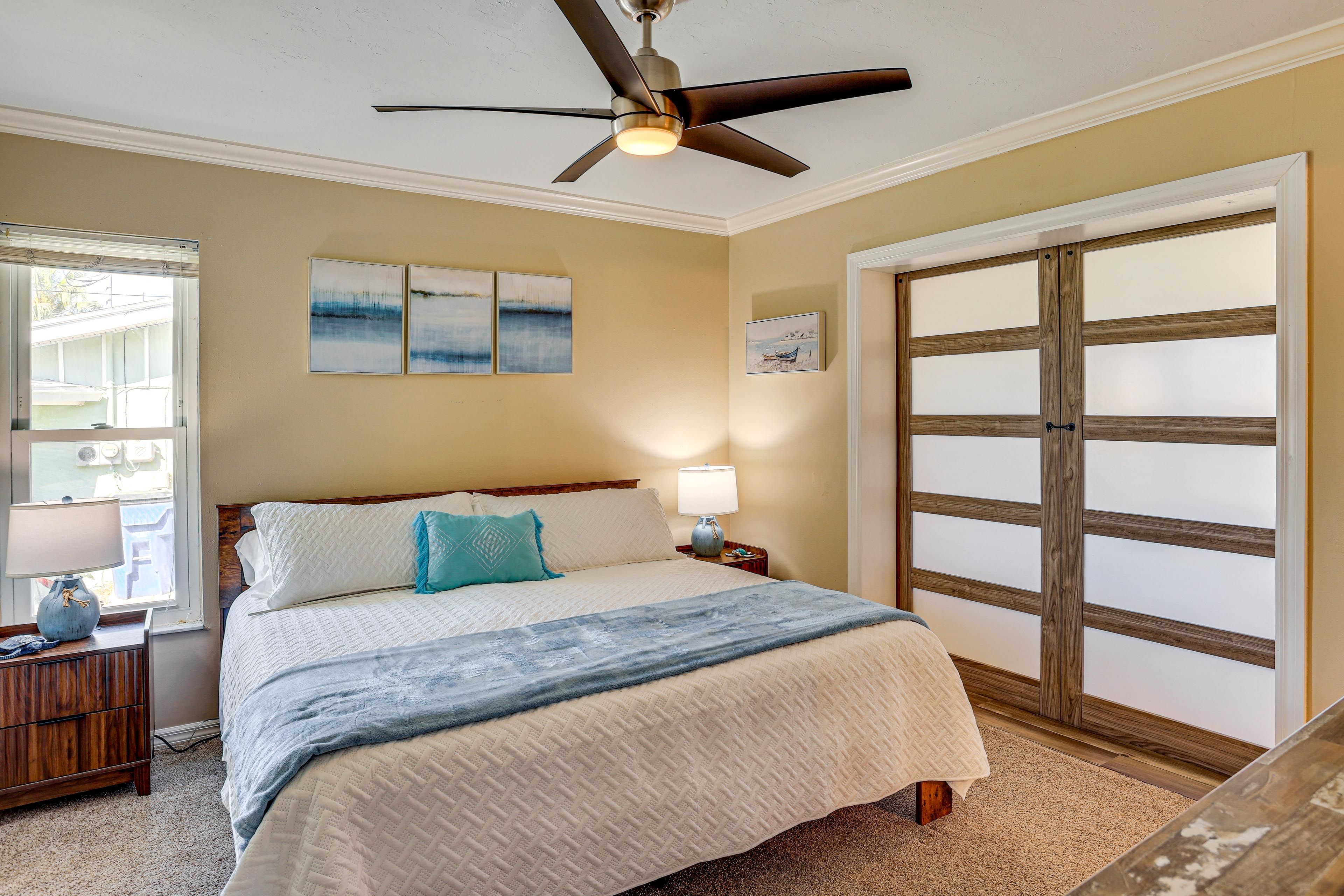 Bedroom 1 | King Bed | Linens Provided