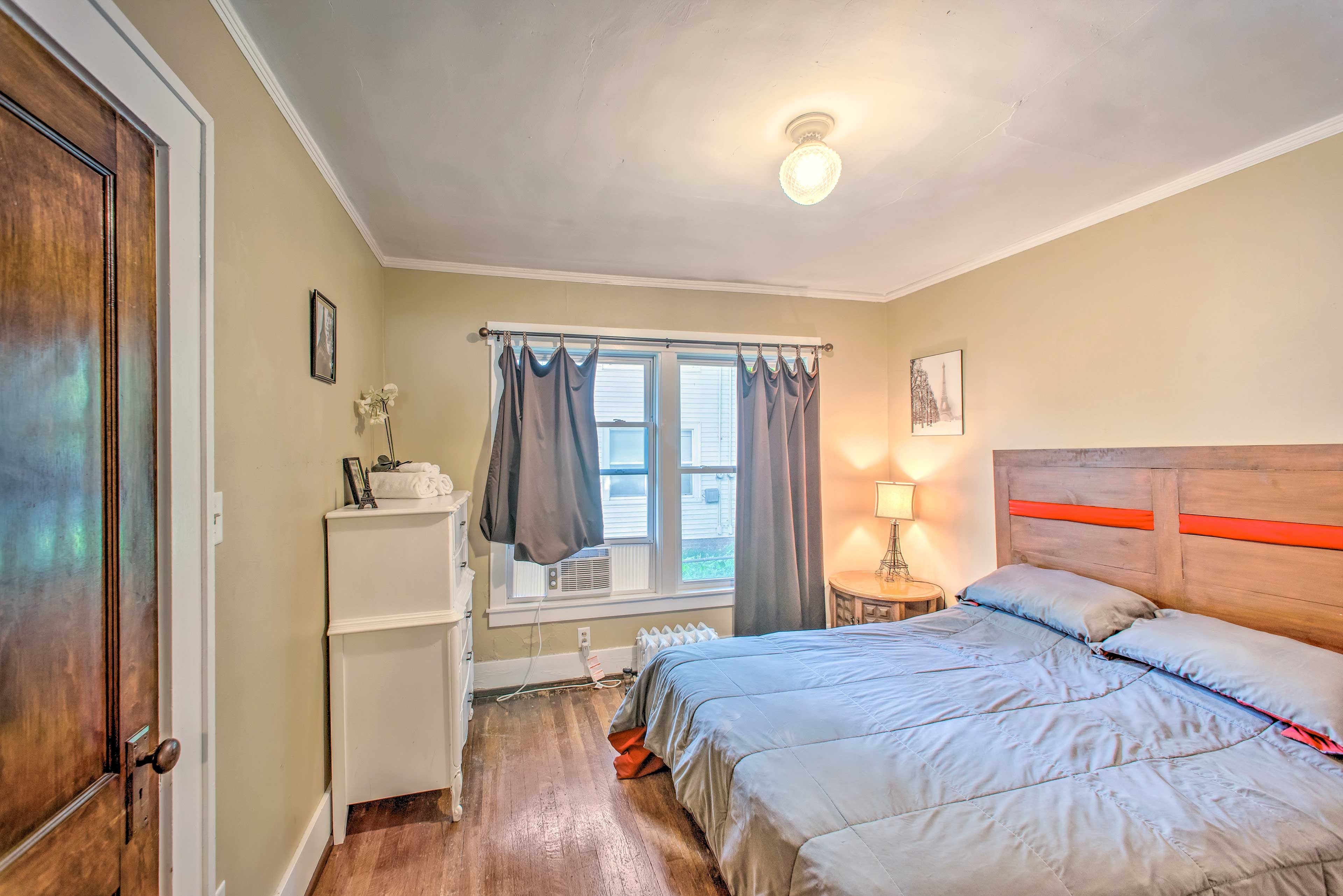Bedroom 1 | Linens Provided