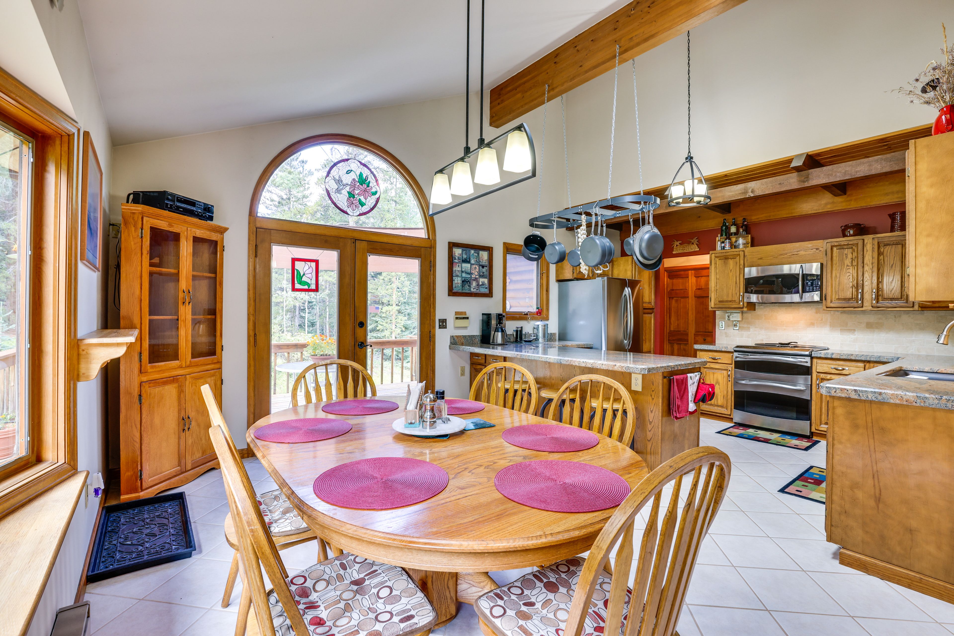 Dining Area | Dishware Provided | High Chair