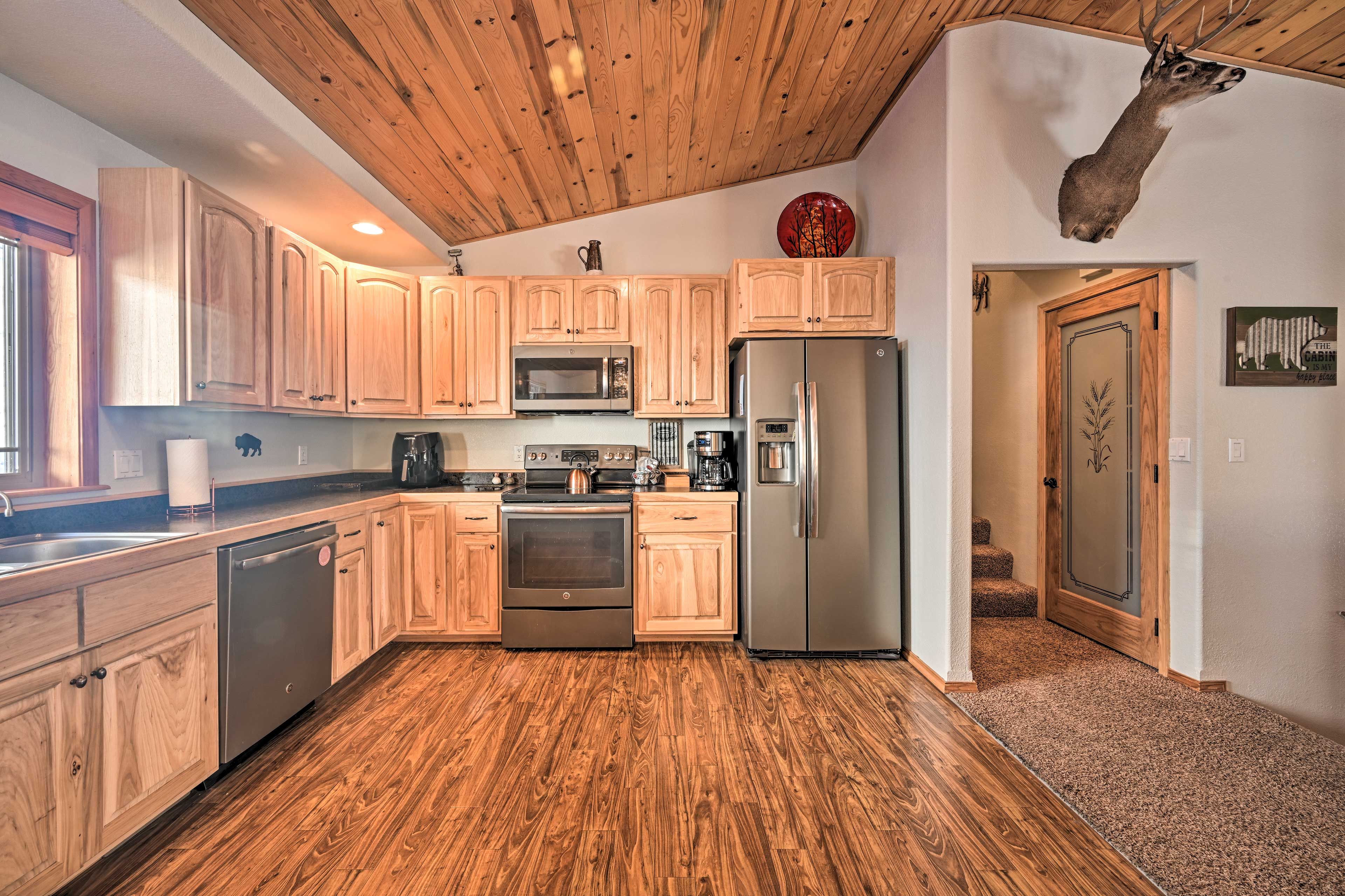 Kitchen | Fully Equipped
