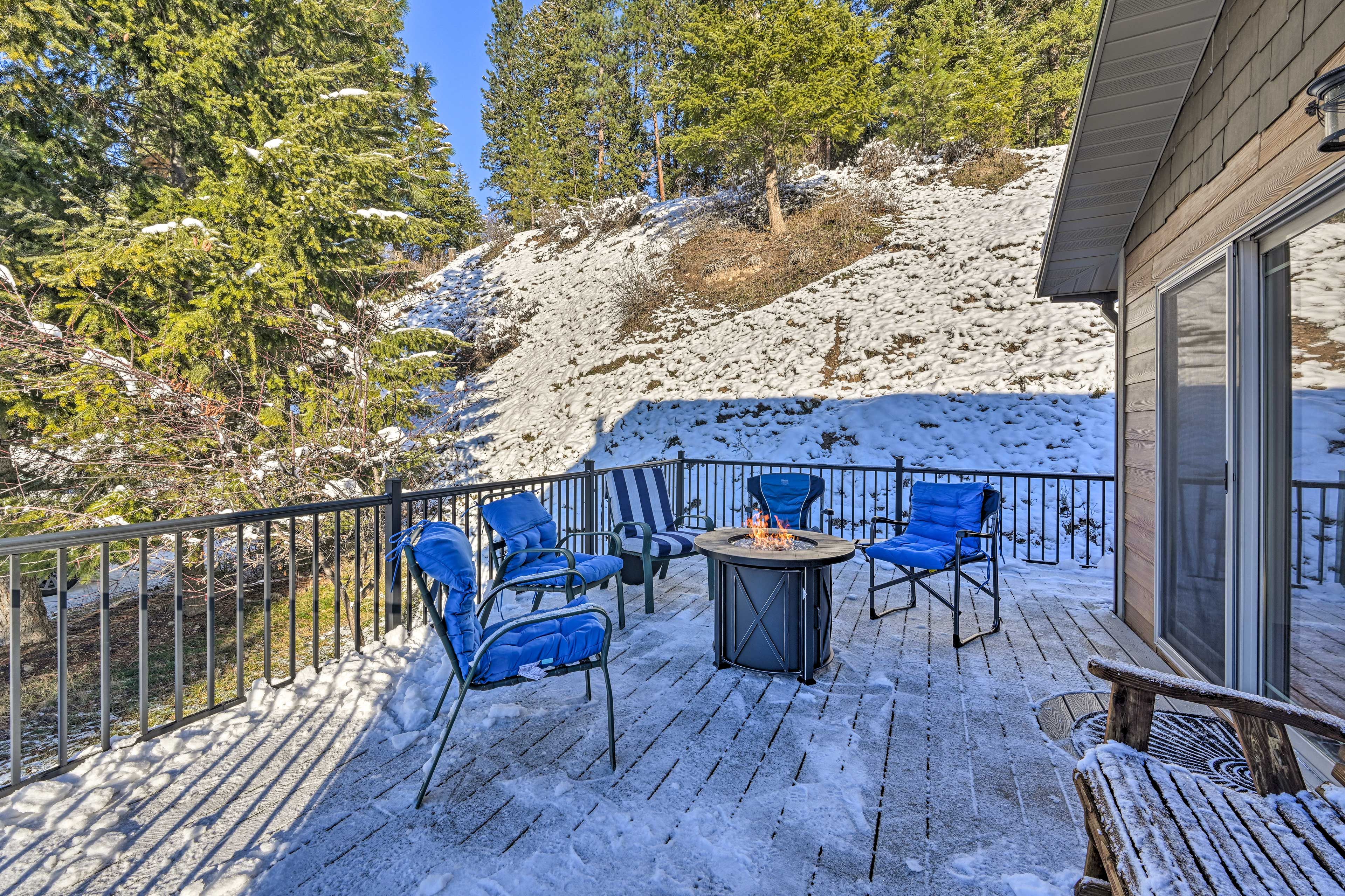 Deck | Fire Pit
