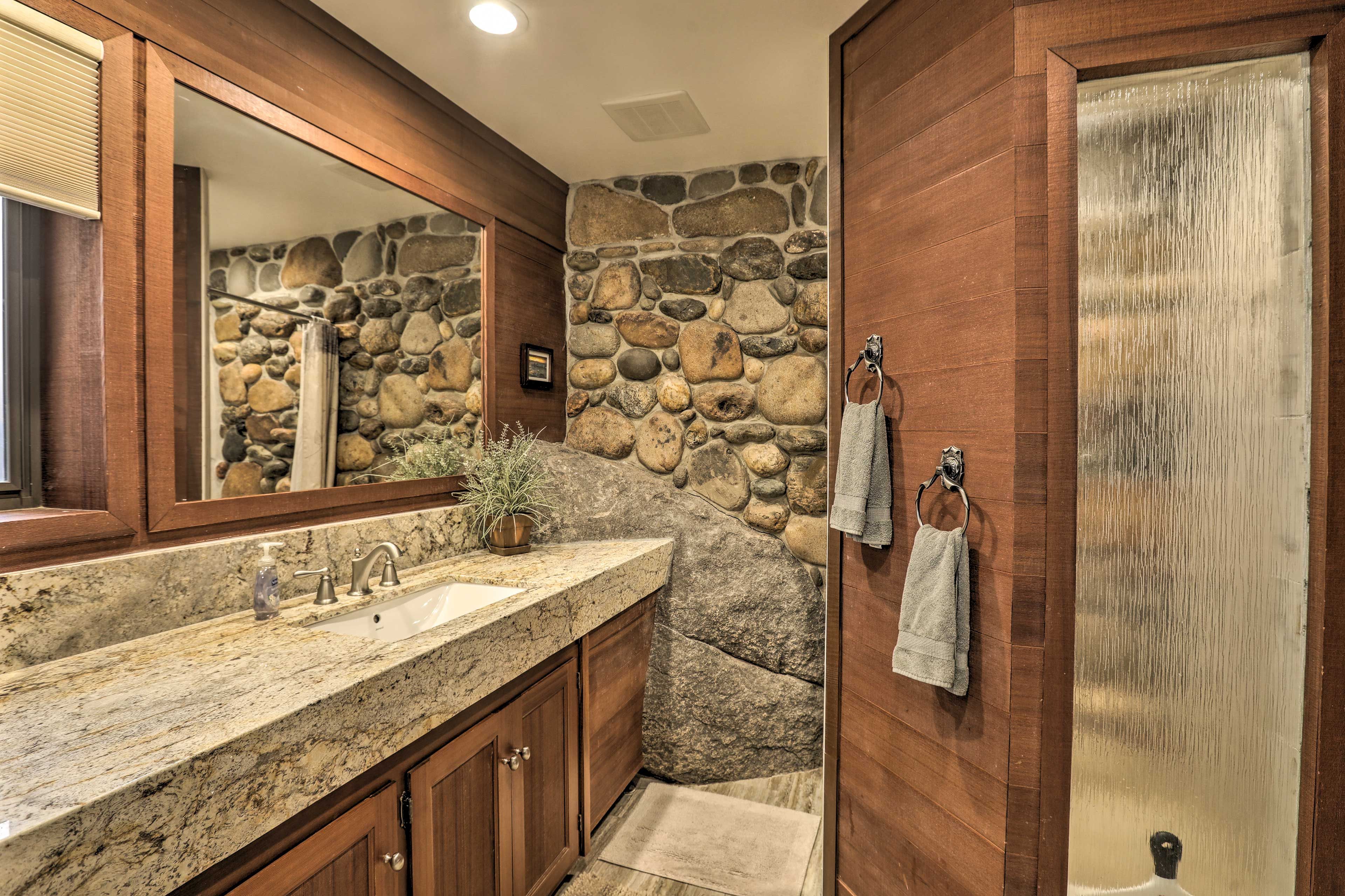 En-Suite Bathroom
