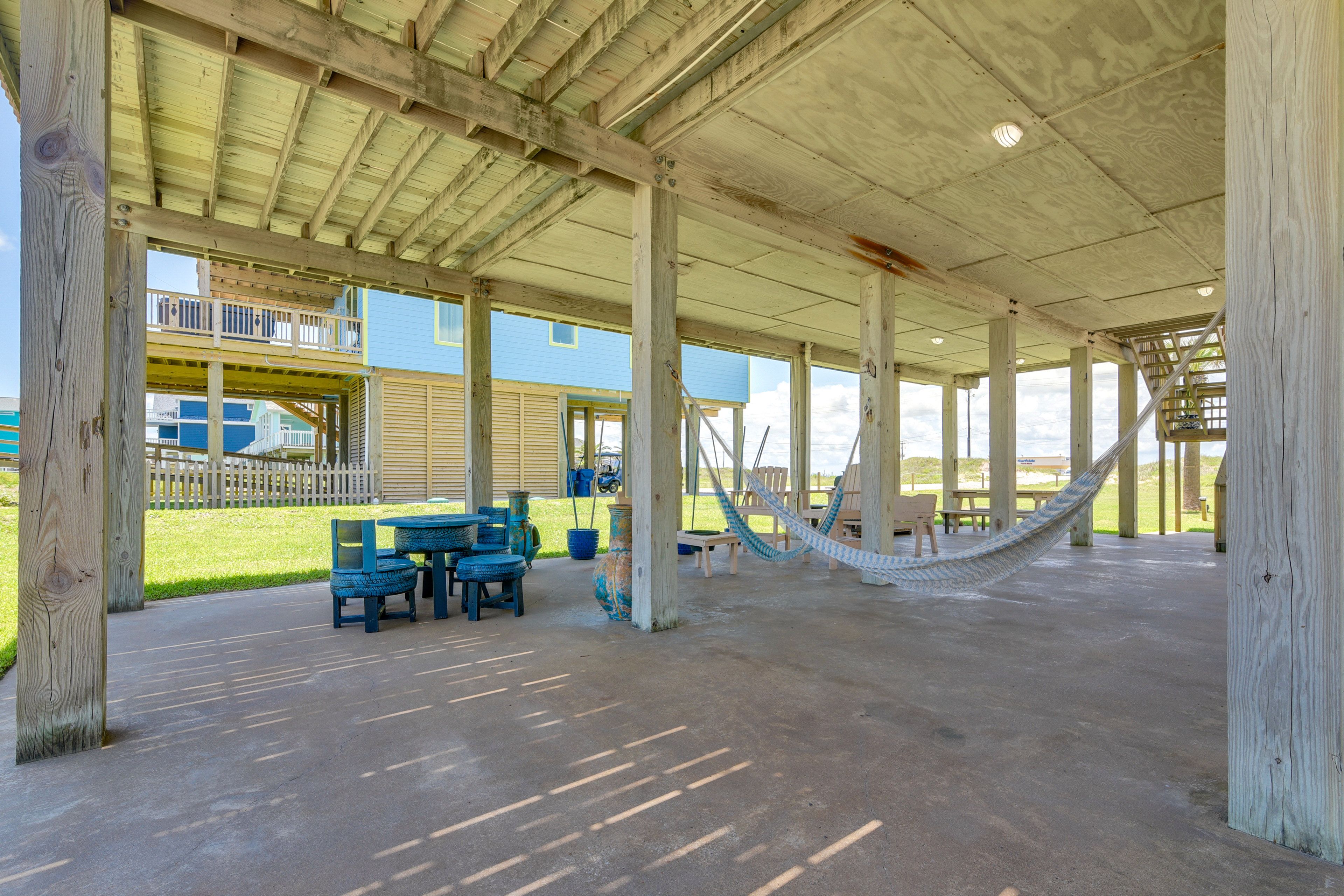 Patio | Hammocks | Seating & Dining Areas