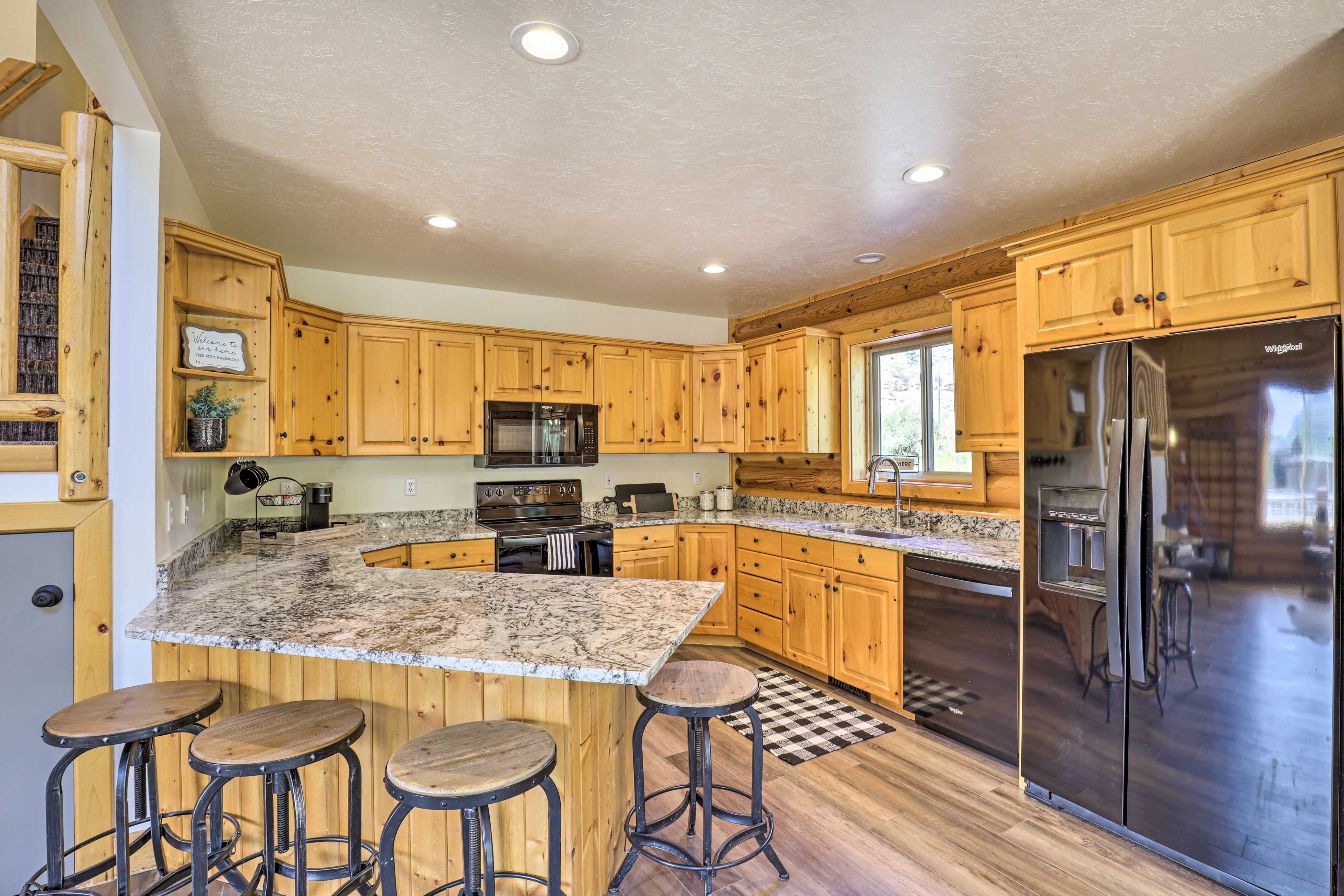 Kitchen | Fully Equipped