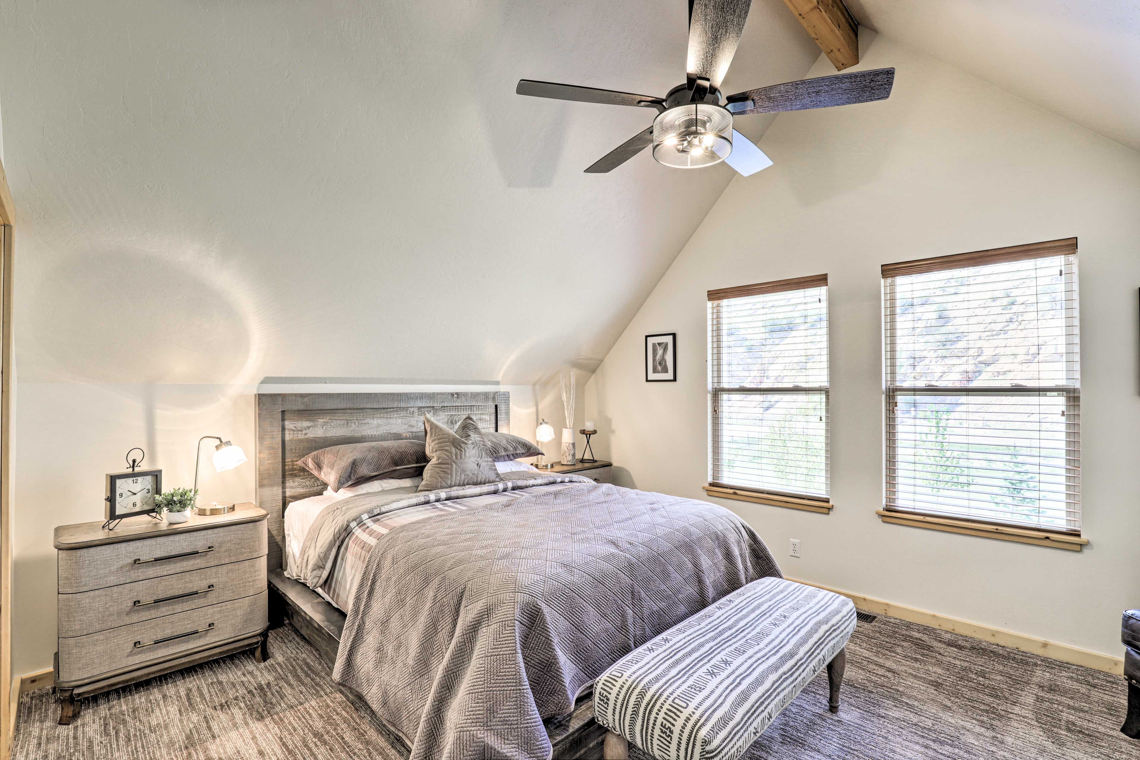 Bedroom 1 | Queen Bed | 2nd Floor