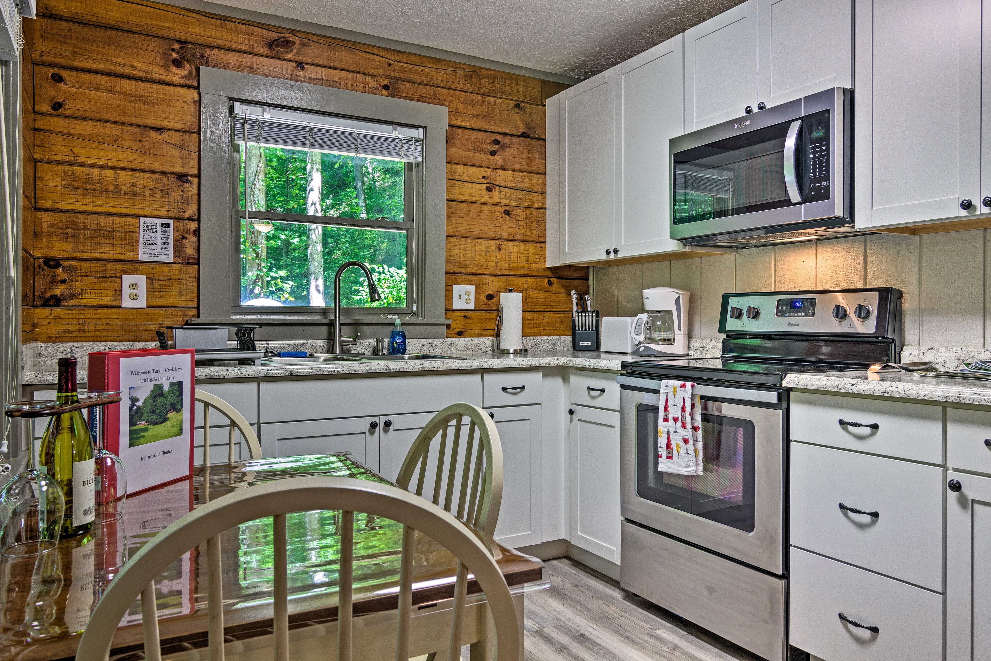 Kitchen | 4-Person Dining Table