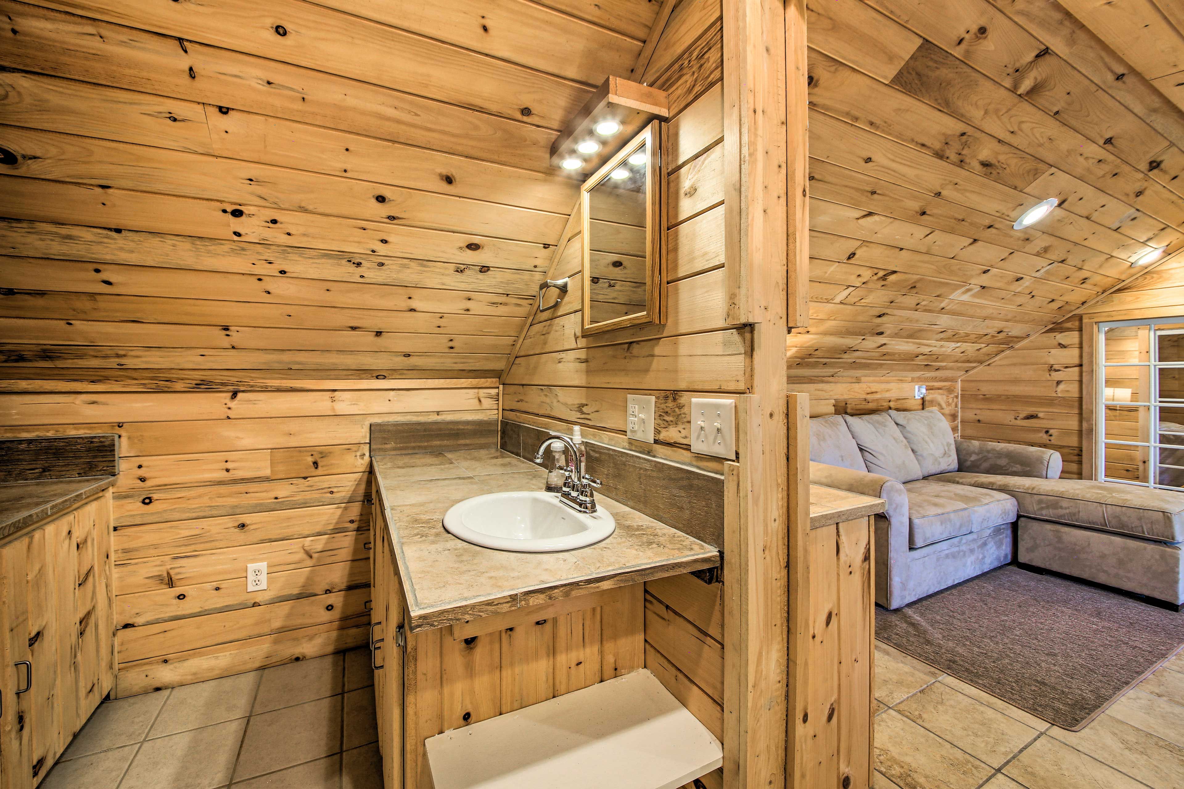 Full Bathroom