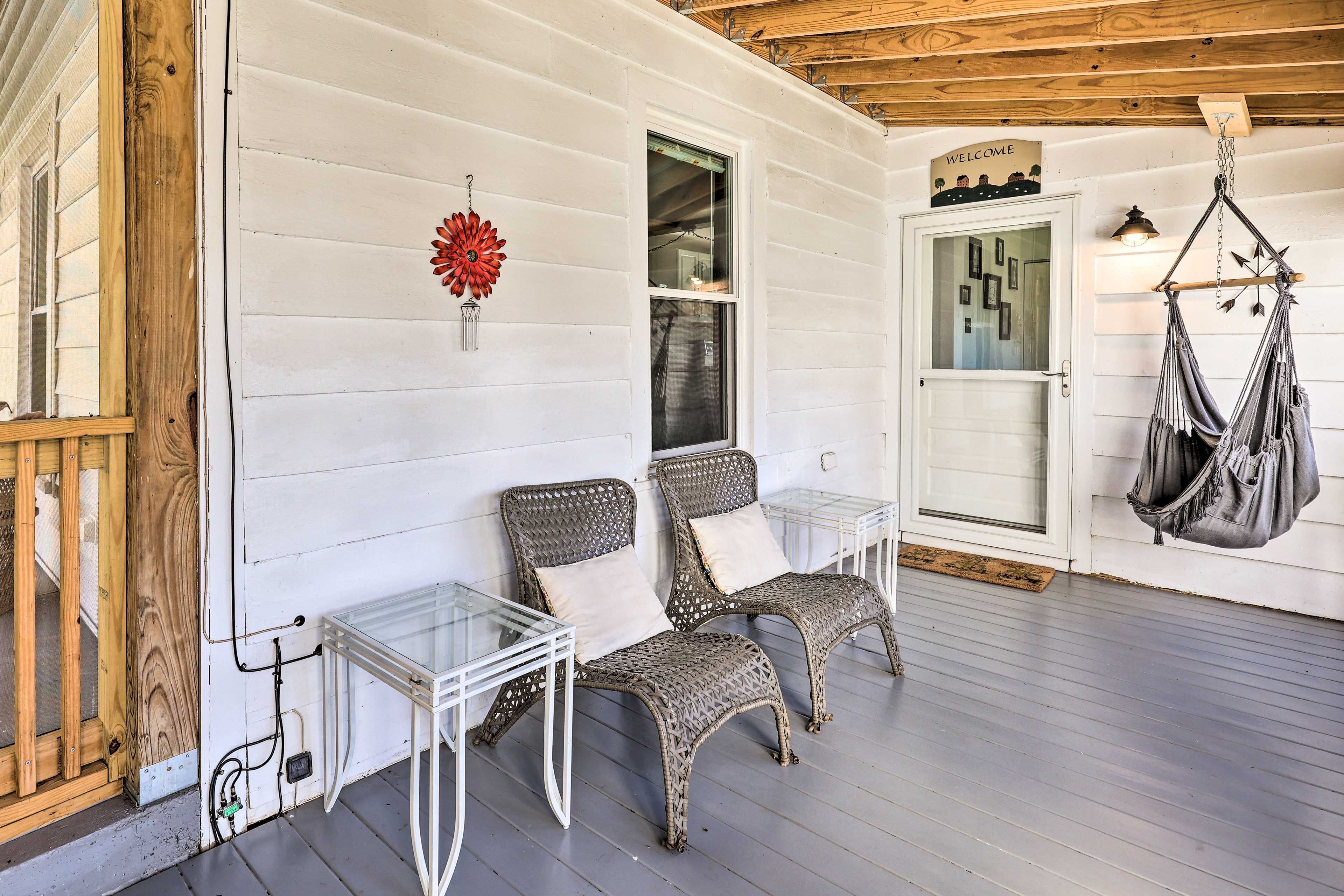 Screened-In Porch | Hammock