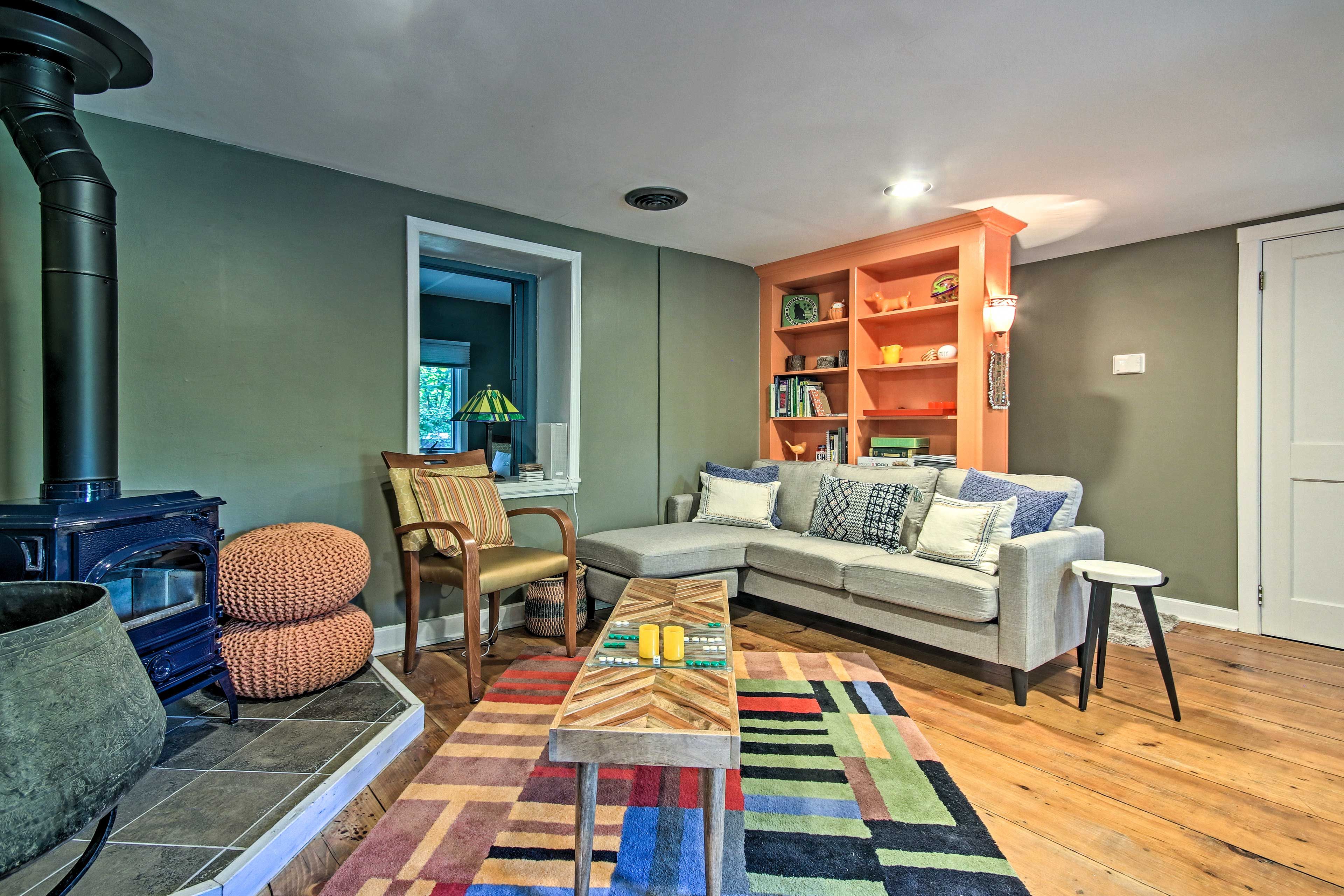 Living Area | Wood-Burning Stove | Free WiFi